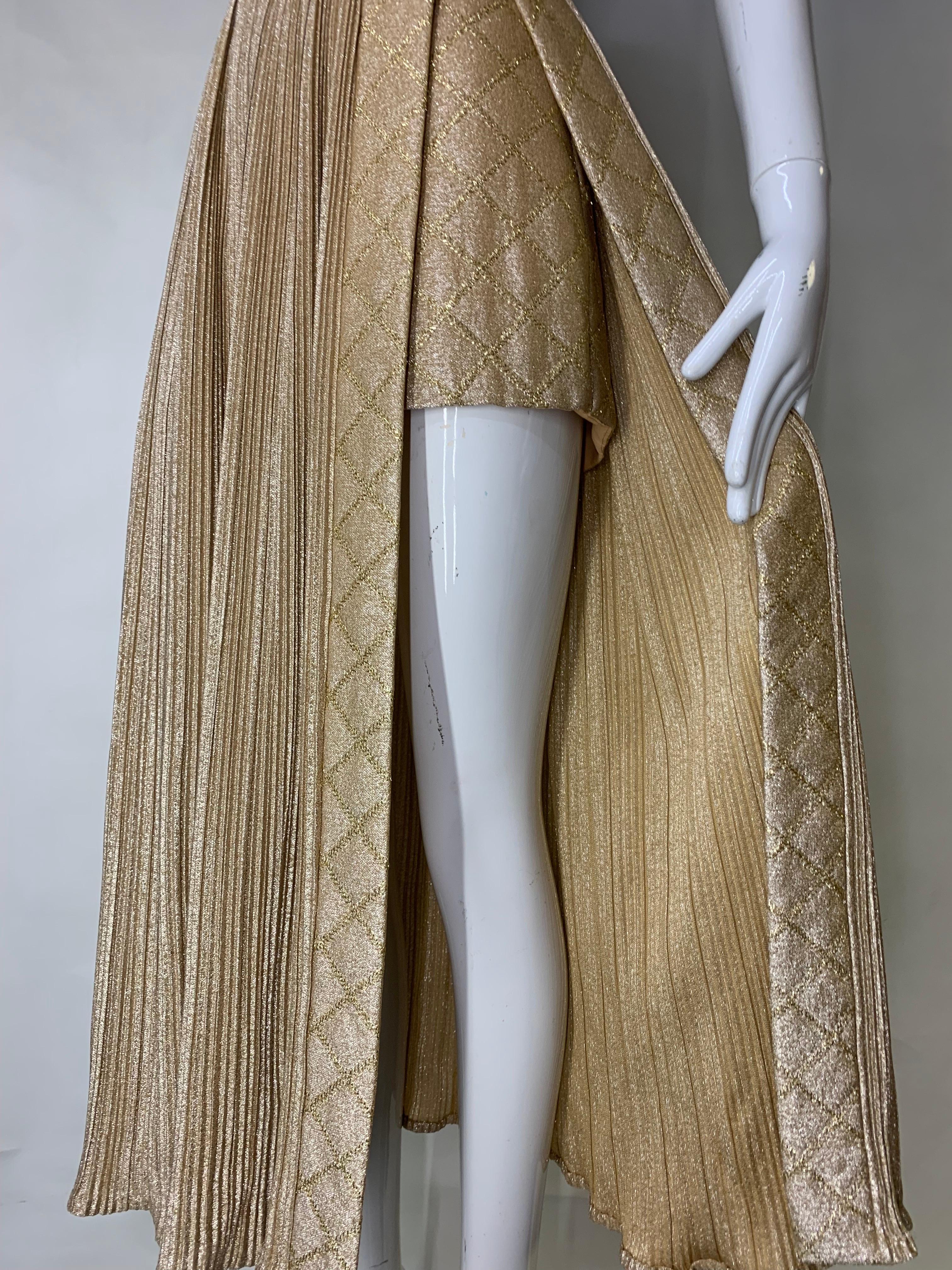 1960s Gold Lame Knit Tunic and Matching Quilted Lame Hot Pants Ensemble 3