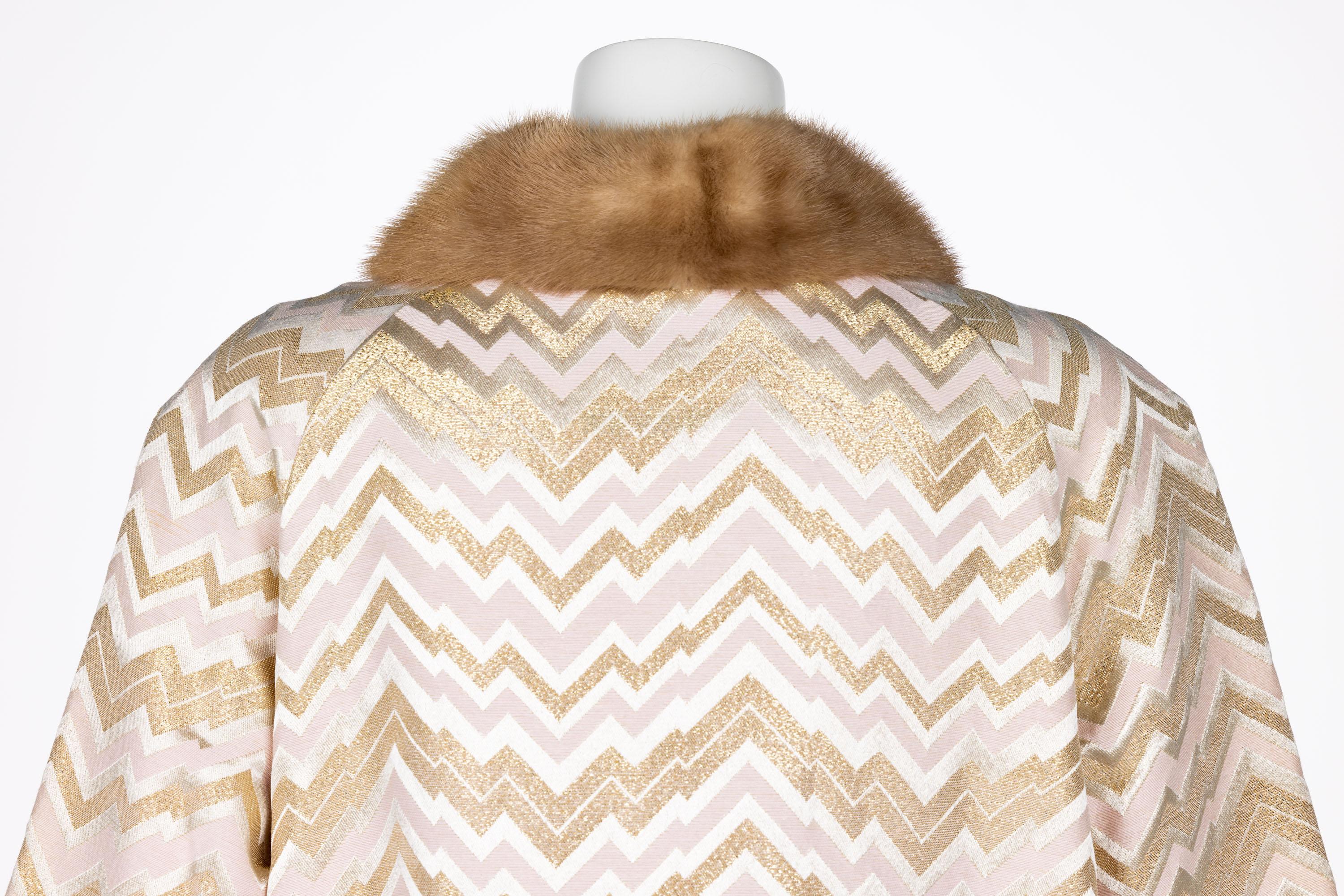 1960s Gold Pink  Brocade Fur collar Evening Coat Att. Oscar de la Renta For Sale 5