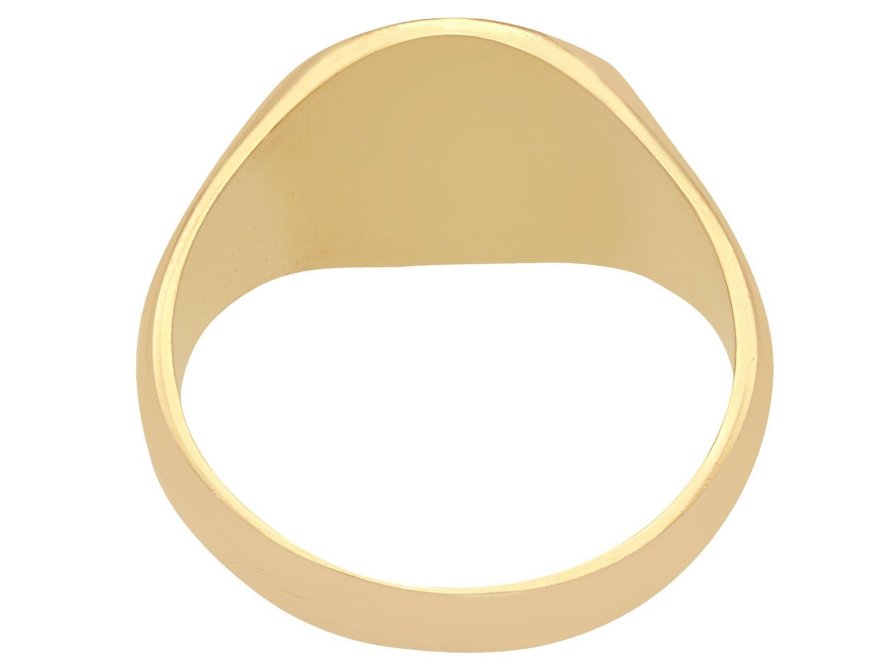 Women's or Men's 1960s Gold Signet Ring