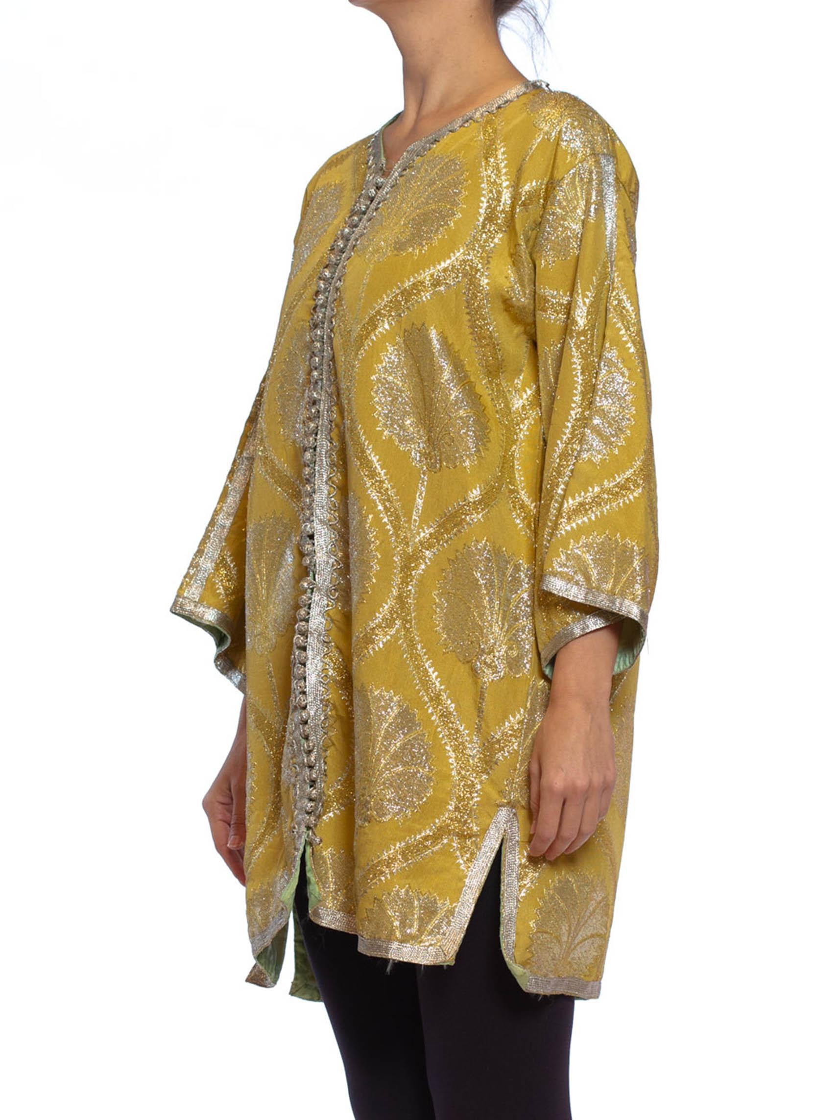 1960S Gold & Silver Metallic Rayon Lurex Damask Kaftan Tunic Jacket With Hand S For Sale 1