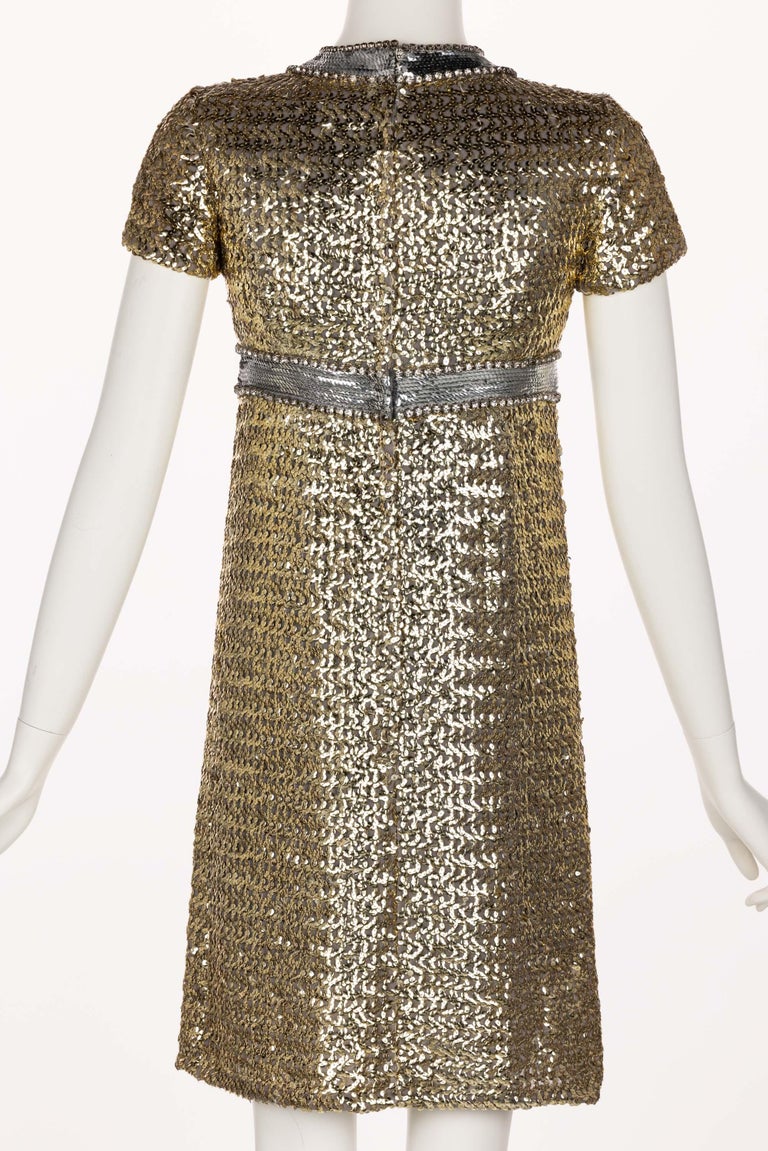 Robe à sequins or et argent Pierre Cardin des années 1960, peut-être des  années 1960 En vente sur 1stDibs