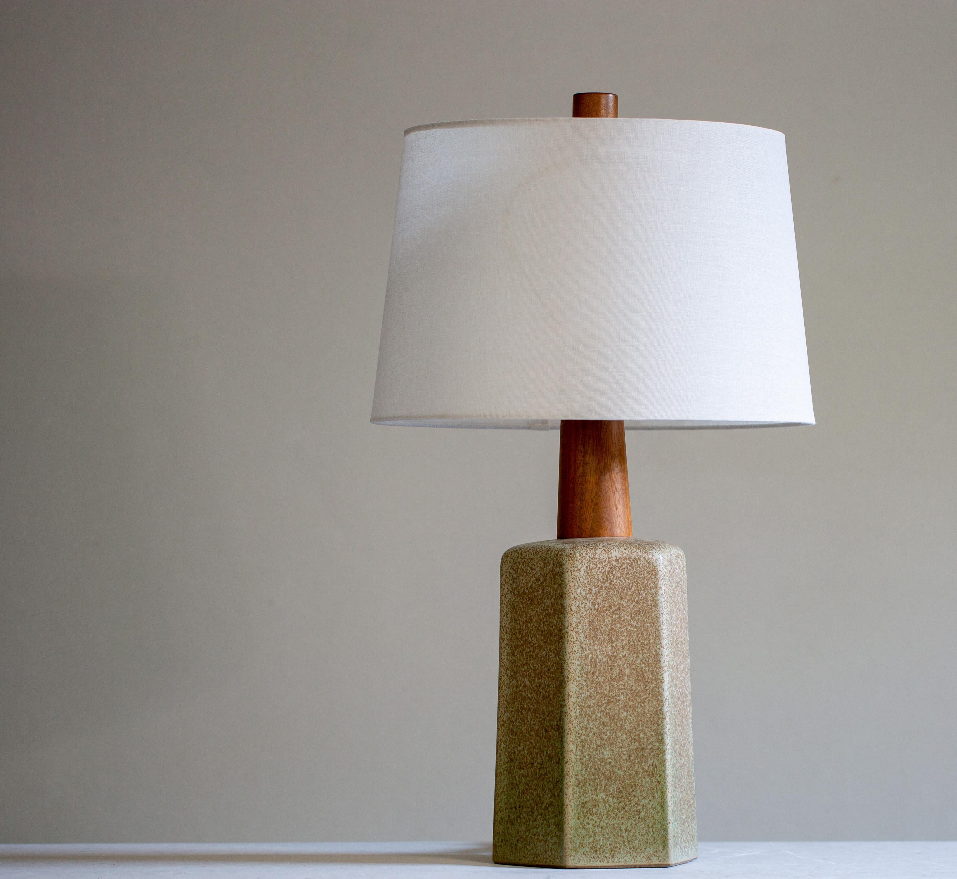 Ceramic 1960s Gordon and Jane Martz Geometric Table Lamp M104 for Marshall Studios