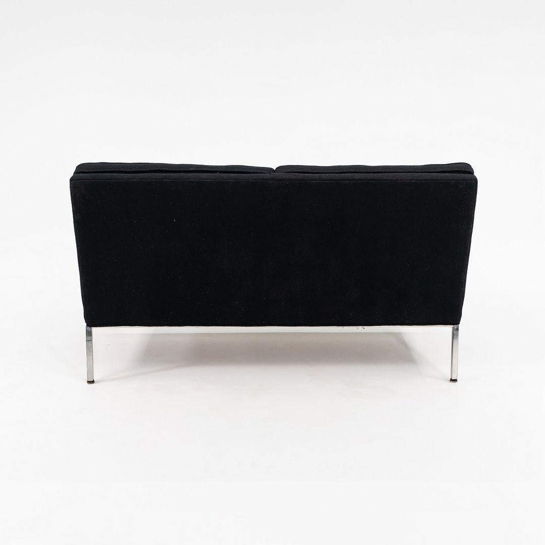 1960 Gordon Bunshaft y Davis Allen para Thonet Sofá loveseat de dos plazas Tuxedo Estadounidense en venta