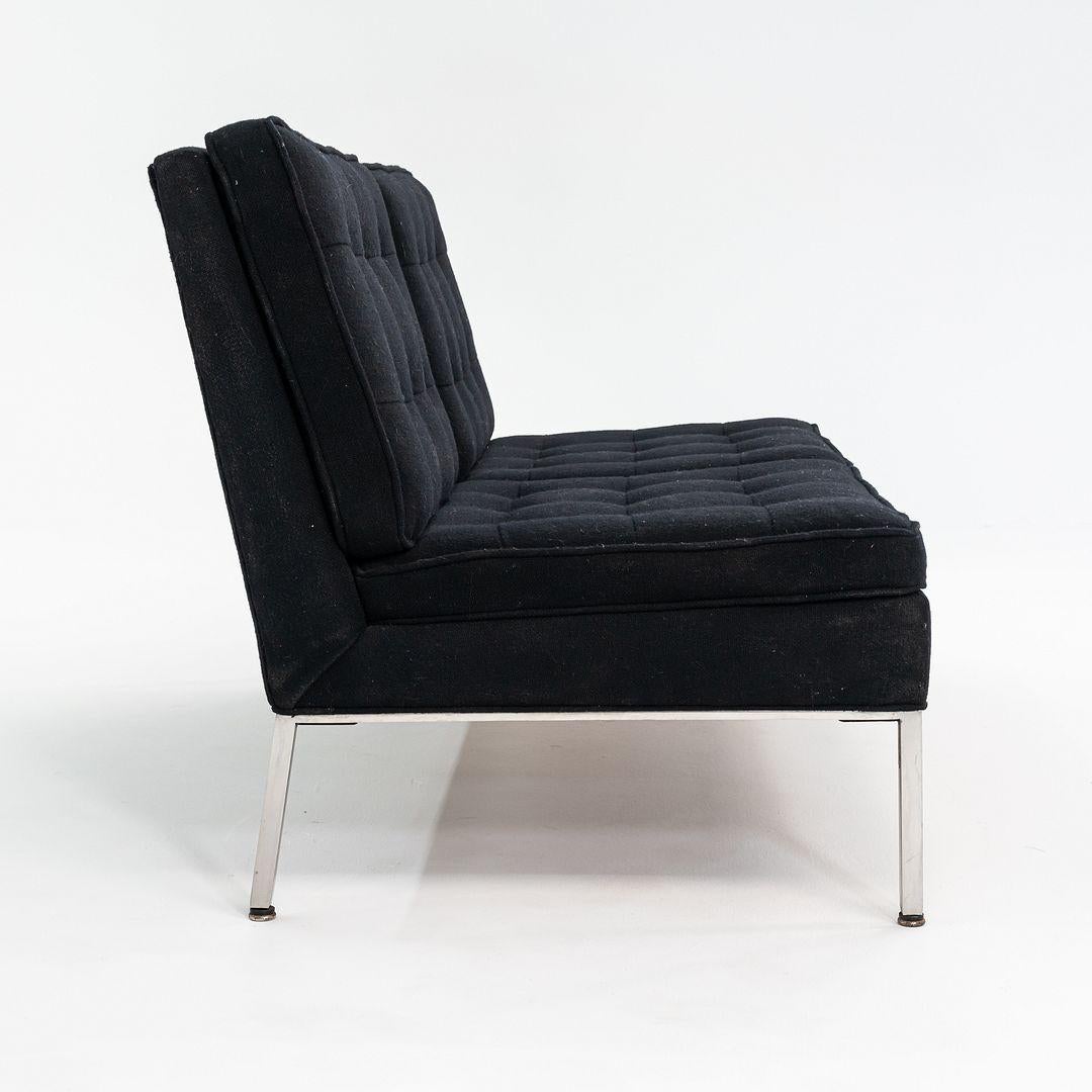 1960 Gordon Bunshaft y Davis Allen para Thonet Sofá loveseat de dos plazas Tuxedo en Bueno estado para la venta en Philadelphia, PA