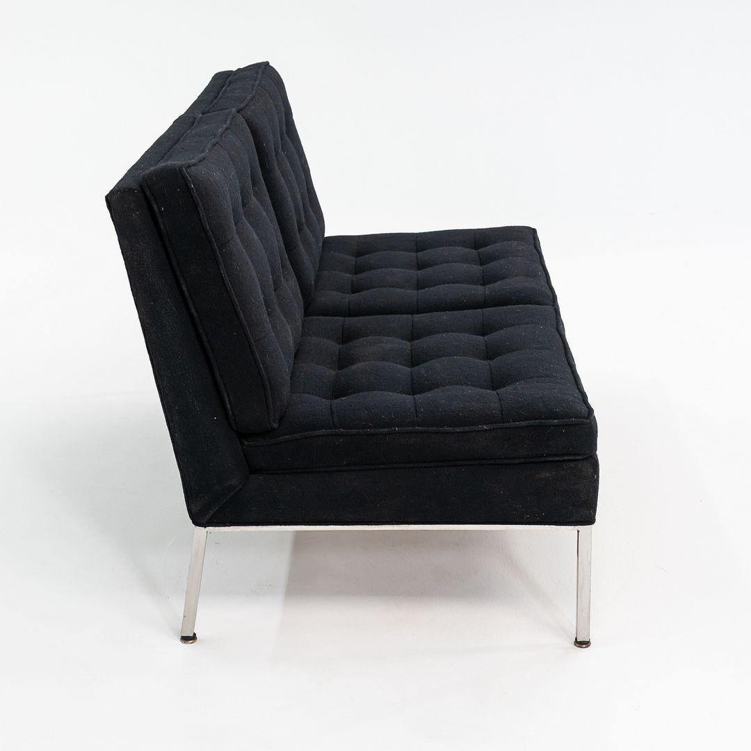1960 Gordon Bunshaft y Davis Allen para Thonet Sofá loveseat de dos plazas Tuxedo en venta 2