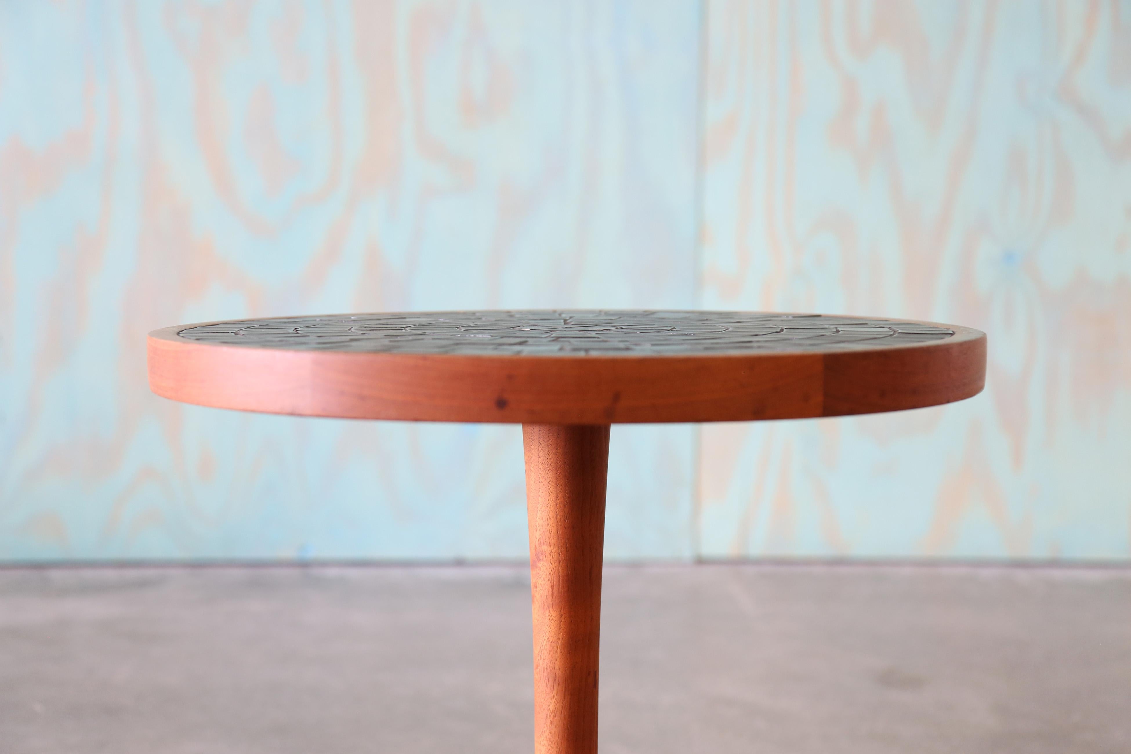 Mid-Century Modern 1960s Gordon & Jane Martz Tile and Walnut Side Table Mid Century Modern Eames For Sale
