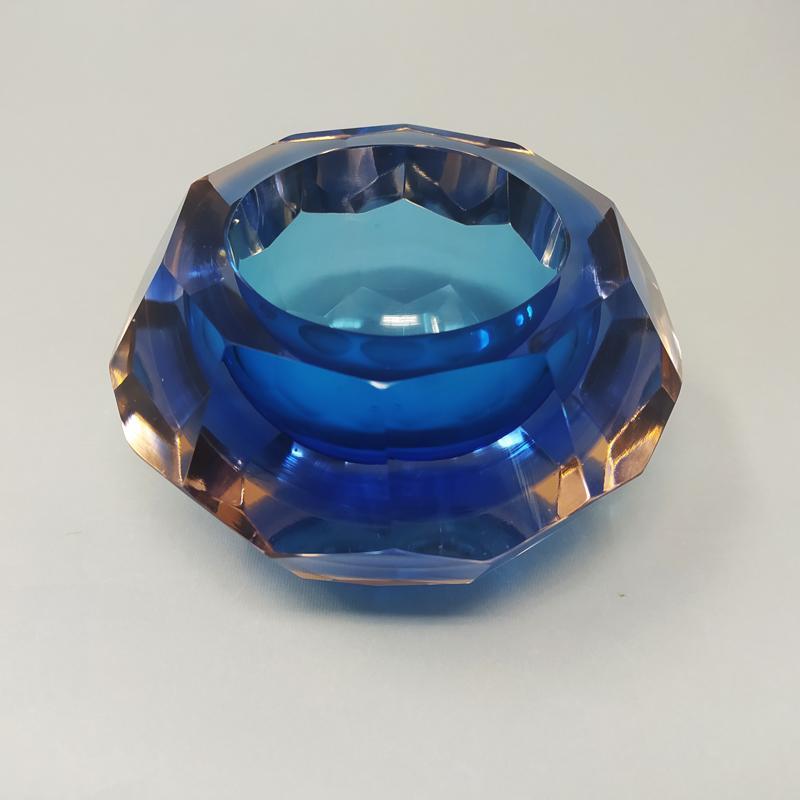Mid-Century Modern 1960s Gorgeous Big Blue Bowl or Catchall Designed by Flavio Poli For Sale