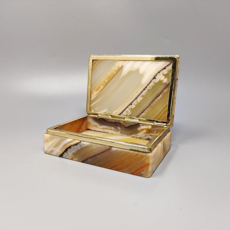 Mid-20th Century 1960s Gorgeous Box in Onyx, Made in Italy