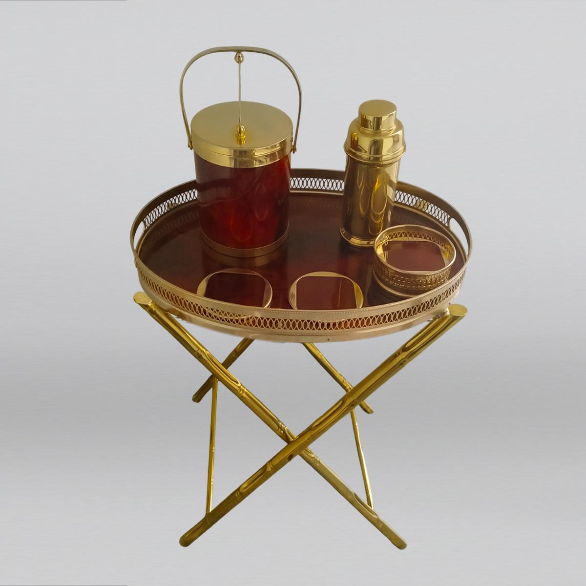 Años 60 Precioso juego de cóctel de E. Orefice en lucita y latón. Fabricado en Italia Moderno de mediados de siglo en venta