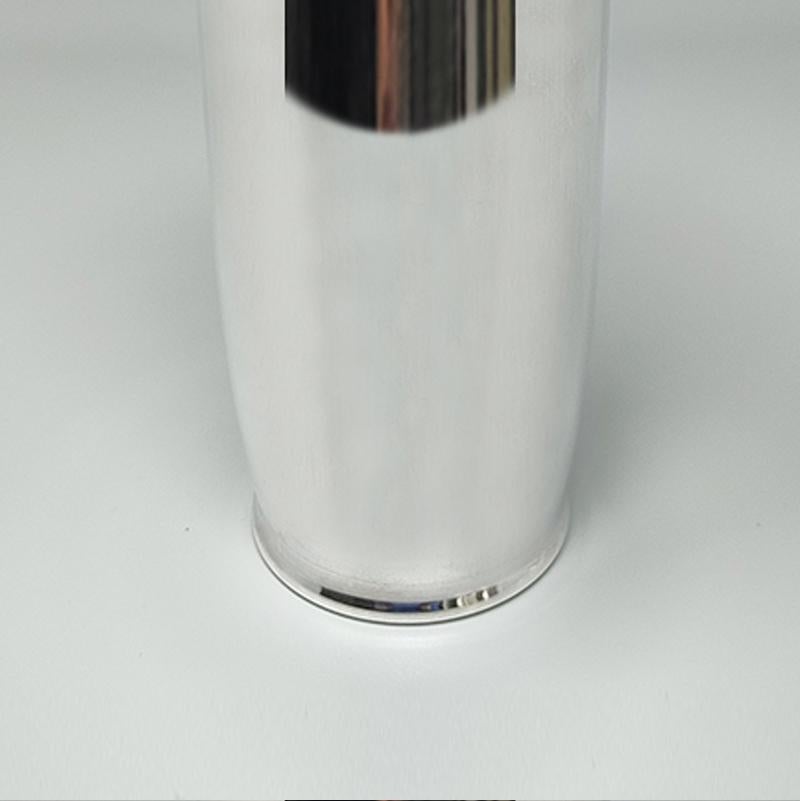 Milieu du XXe siècle Magnifique shaker de cocktail des années 1960 plaqué argent par Zanetta. Fabriqué en Italie en vente