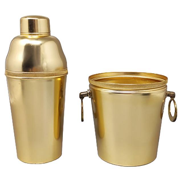 1960s Gorgeous Cocktail Shaker With Ice Bucket in Aluminium. Made in Italy For Sale