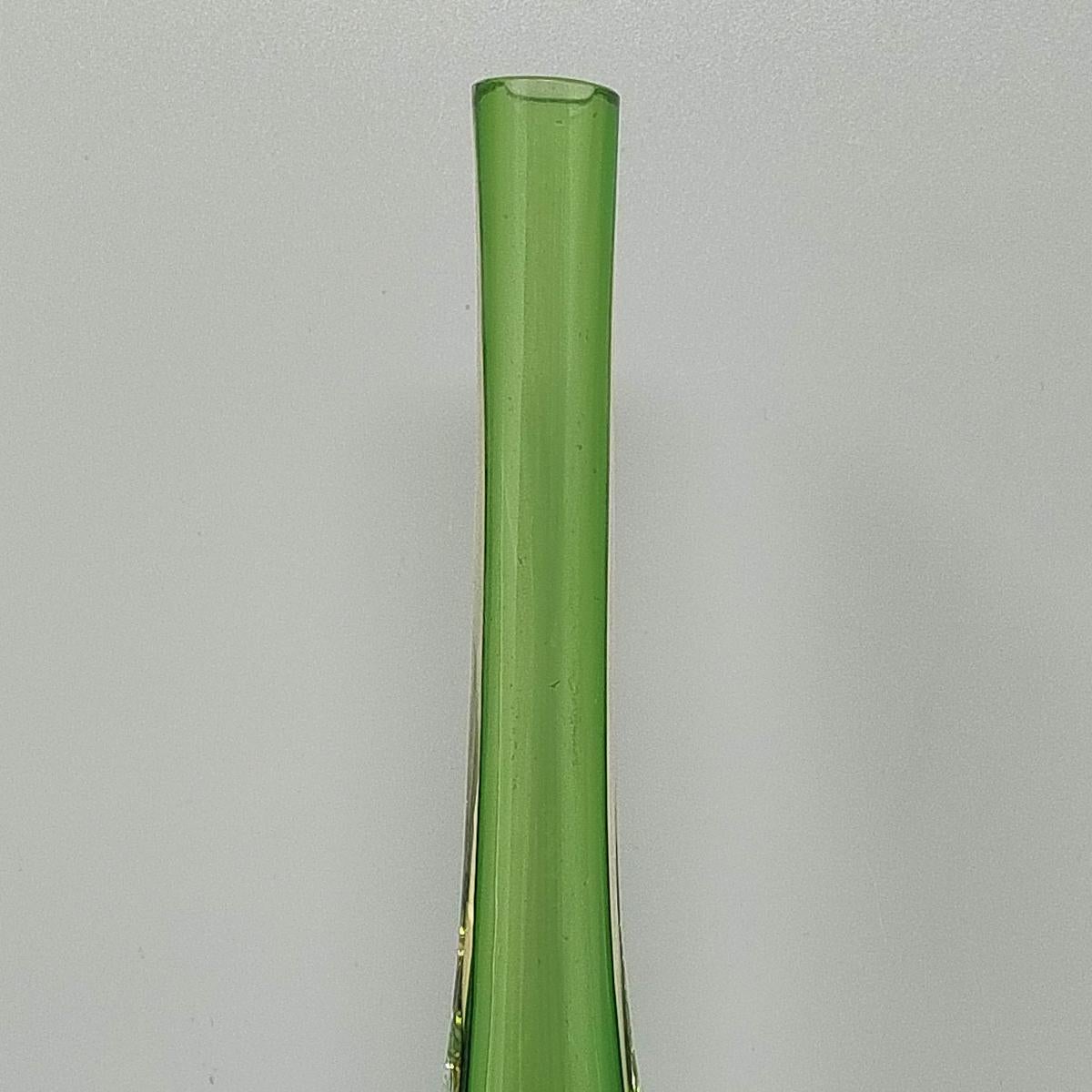Metà XX secolo Splendido vaso verde e giallo di Flavio Poli degli anni '60 in vendita