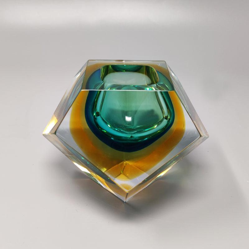 Mid-Century Modern 1960s Gorgeous Green Ashtray or Catchall by Flavio Poli for Seguso. For Sale