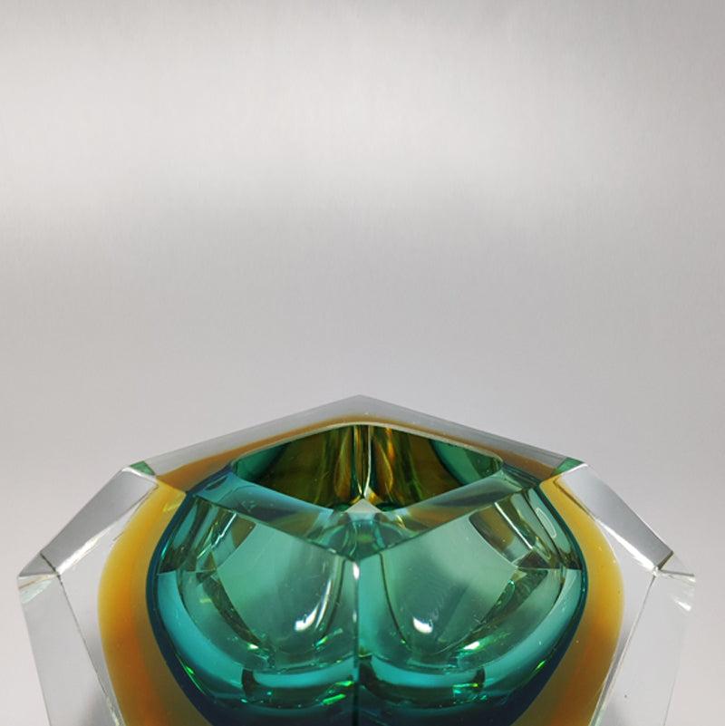 Mid-20th Century 1960s Gorgeous Green Ashtray or Catchall by Flavio Poli for Seguso. For Sale