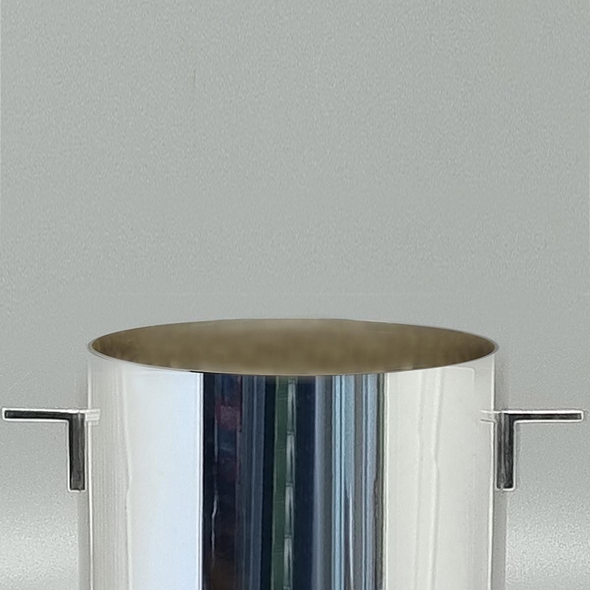1960s Gorgeous Ice Bucket by Durousseau & Raynaud in Silver Plated. Made in Fran For Sale 1