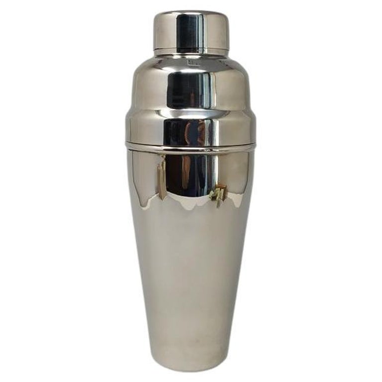 1960s Italian Cocktail Shaker in Stainless Steel For Sale at