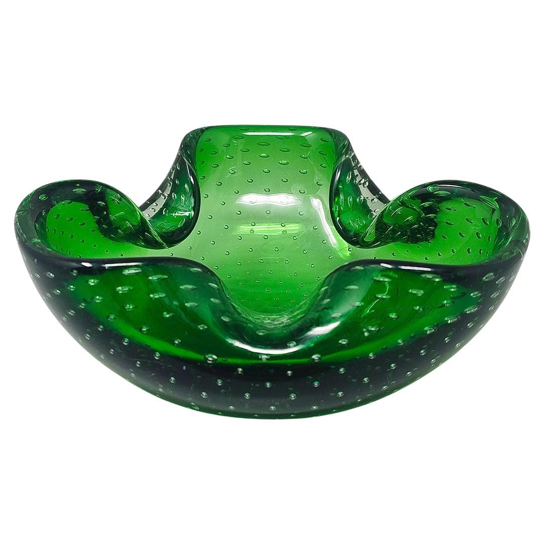 Precioso cenicero o recogedor verde de los años 60, de Flavio Poli para Seguso. Hecho en en venta