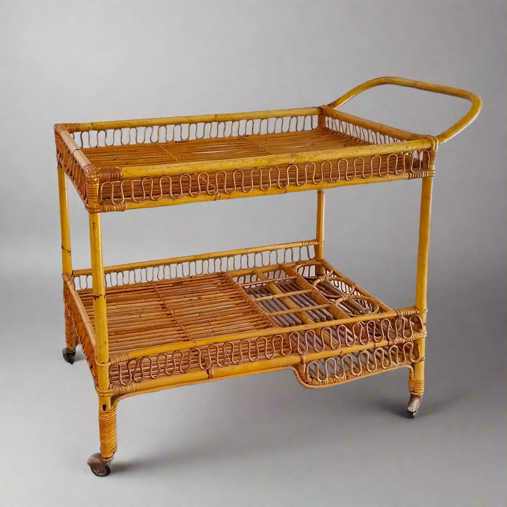 1960s Gorgeous and Elegant Serving Bar Cart in Bamboo & Rattan by Franco Albini In Excellent Condition In Milano, IT