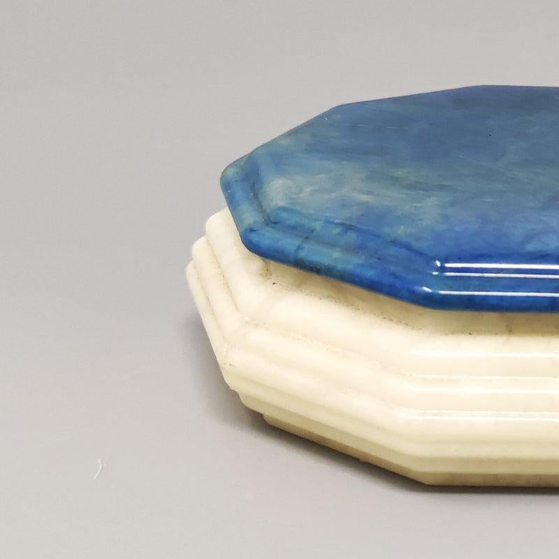 1960s Gorgeous Octagonal Blue and White Box in Alabaster, Made in Italy In Good Condition For Sale In Milano, IT