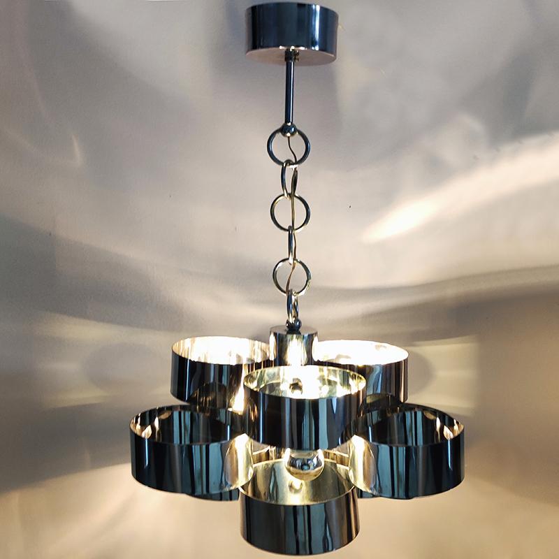 Metal 1960s Gorgeous Space Age Pendant Lamp by Max Sauze for Sciolari, Made in Italy For Sale
