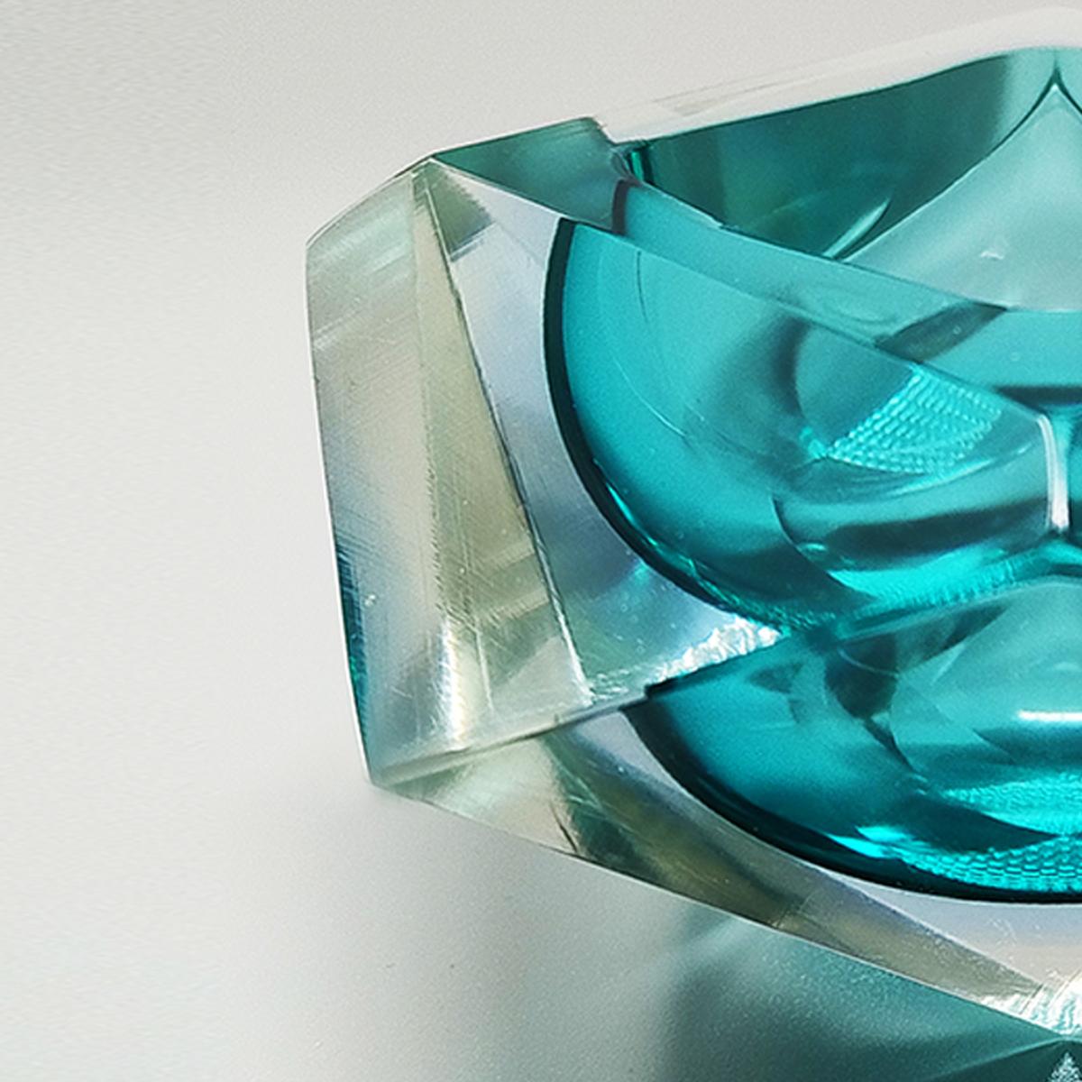 Mid-20th Century 1960s Gorgeous Turquoise Ashtray or Catchall by Flavio Poli for Seguso. For Sale