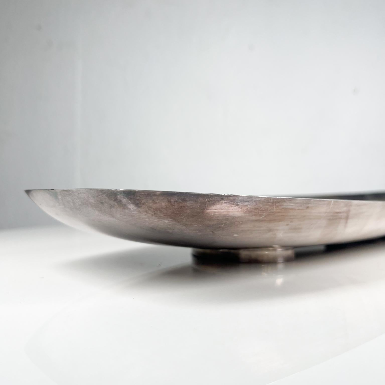 1960s Gorham Sculptural Silverplate Footed Hors D'oeuvres Serving Tray In Good Condition In Chula Vista, CA