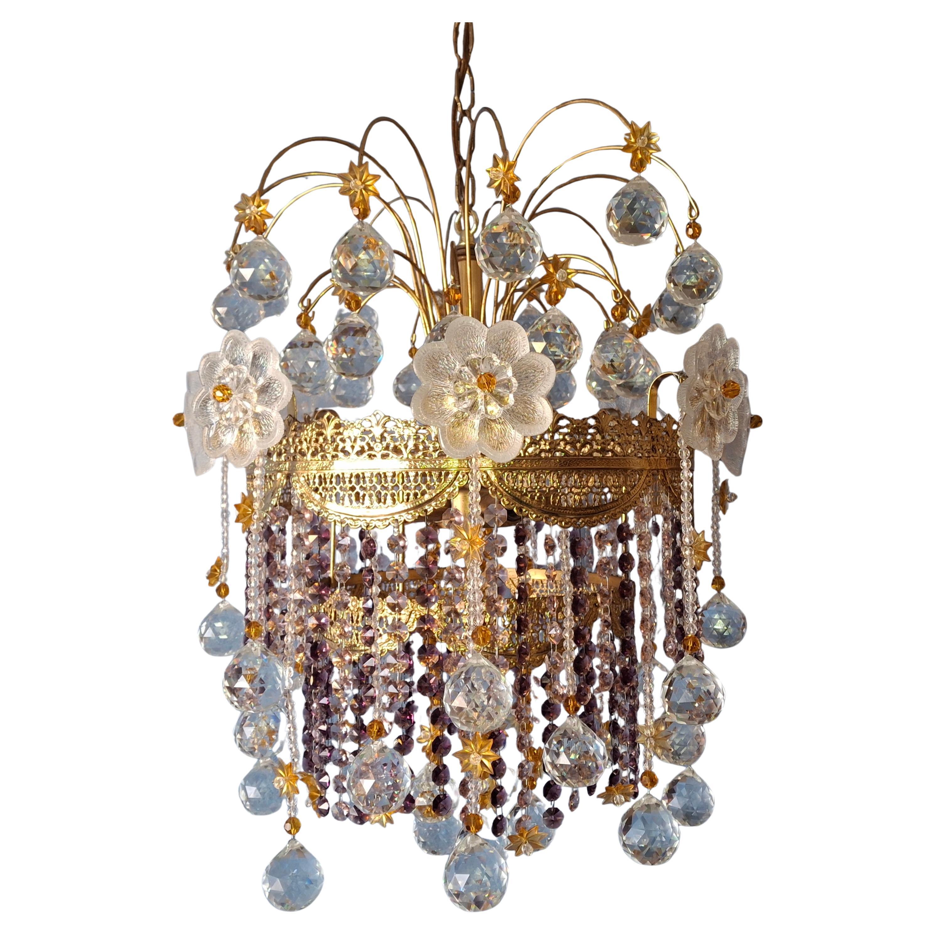 1960s Grand Hollywood Regency Austrian Cut Crystal Whimsical Chandelier by Palwa im Angebot