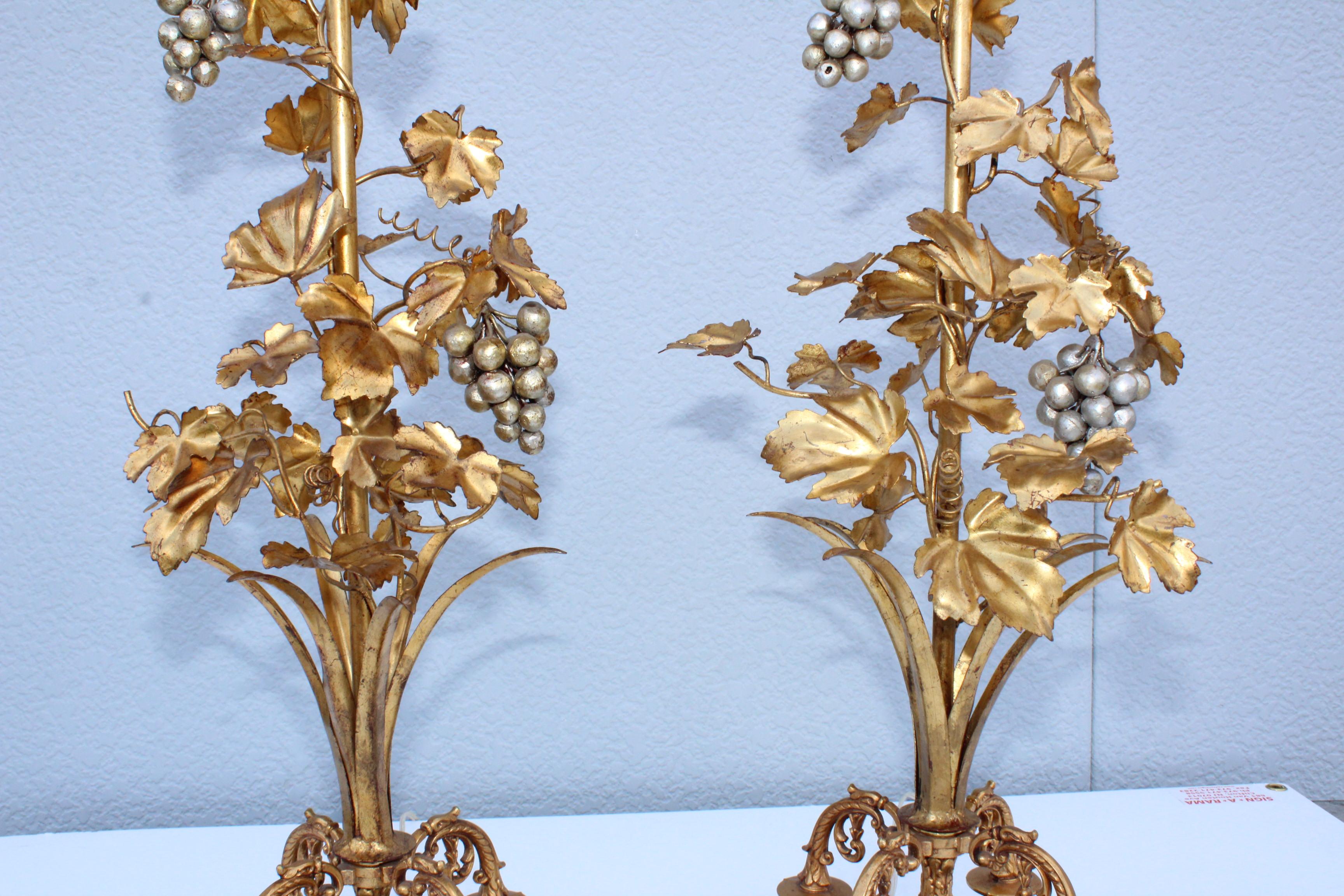 1960's Grape Vine Gilt Tall Italian Table Lamps In Good Condition For Sale In New York, NY