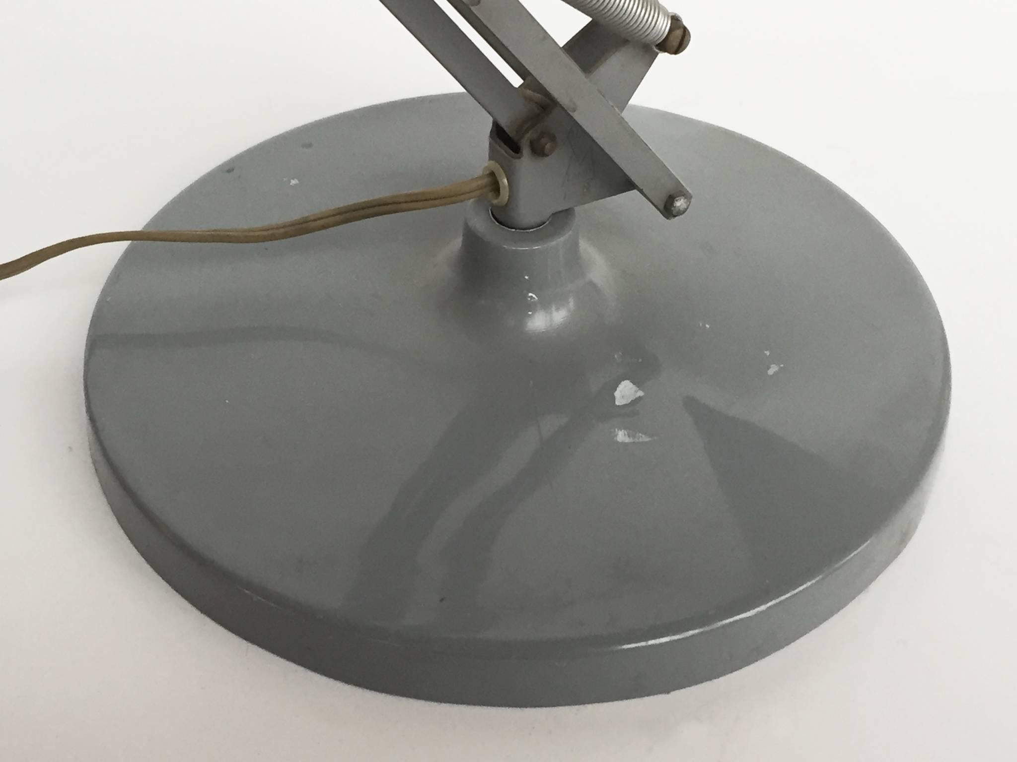 20th Century 1960s Gray Articulated Industrial Desk Lamp by Luxo Lamp Corp