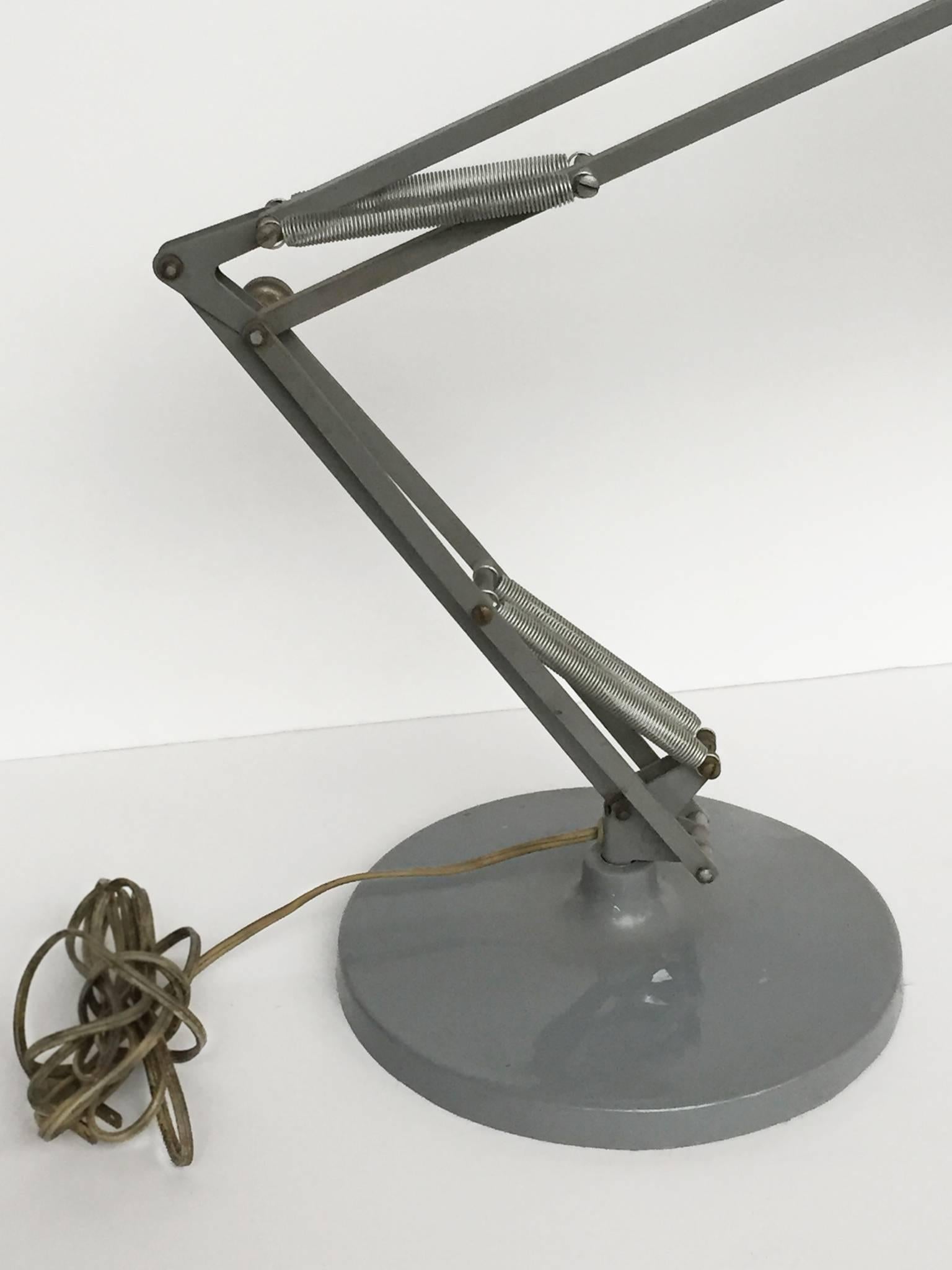 1960s Gray Articulated Industrial Desk Lamp by Luxo Lamp Corp In Good Condition In New York, NY