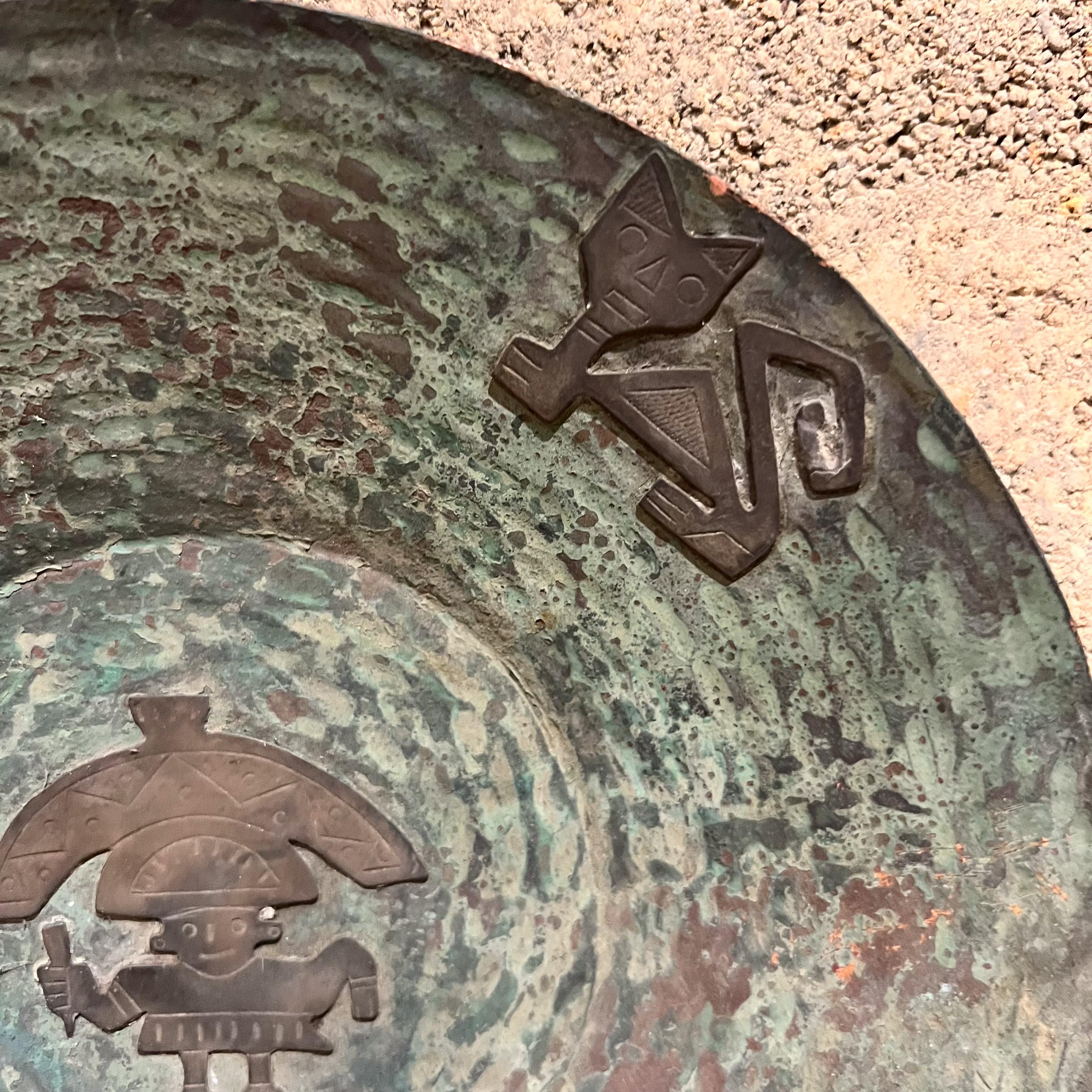 Péruvien 1960s Graziella Laffi Style Peruvian Plate Wall Sculpture Copper Silver en vente