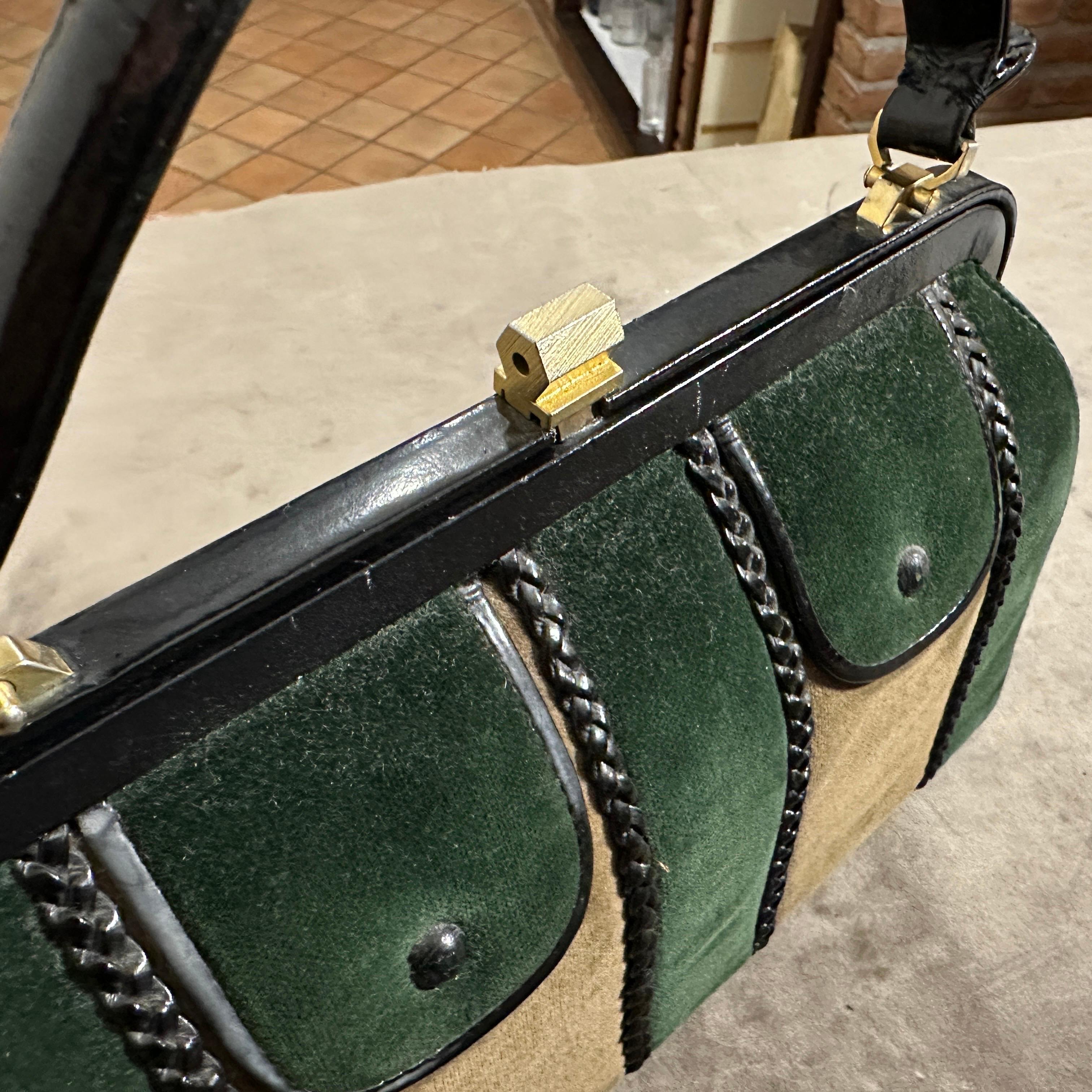 1960s Green and Brown Suede and Black Leather Italian Top Handle Bag en vente 5