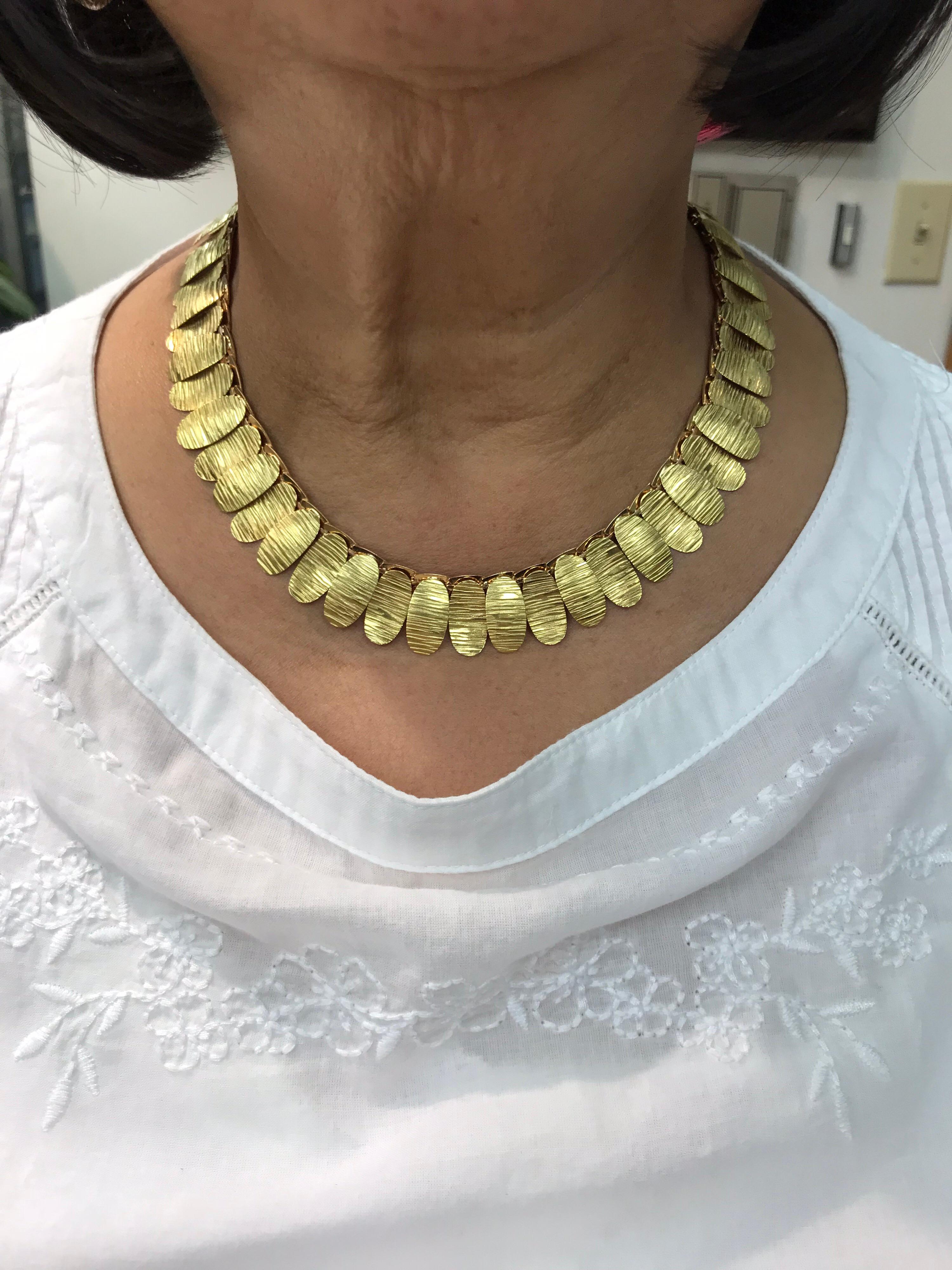 Women's or Men's 1960s Green and Pink Gold Link Necklace