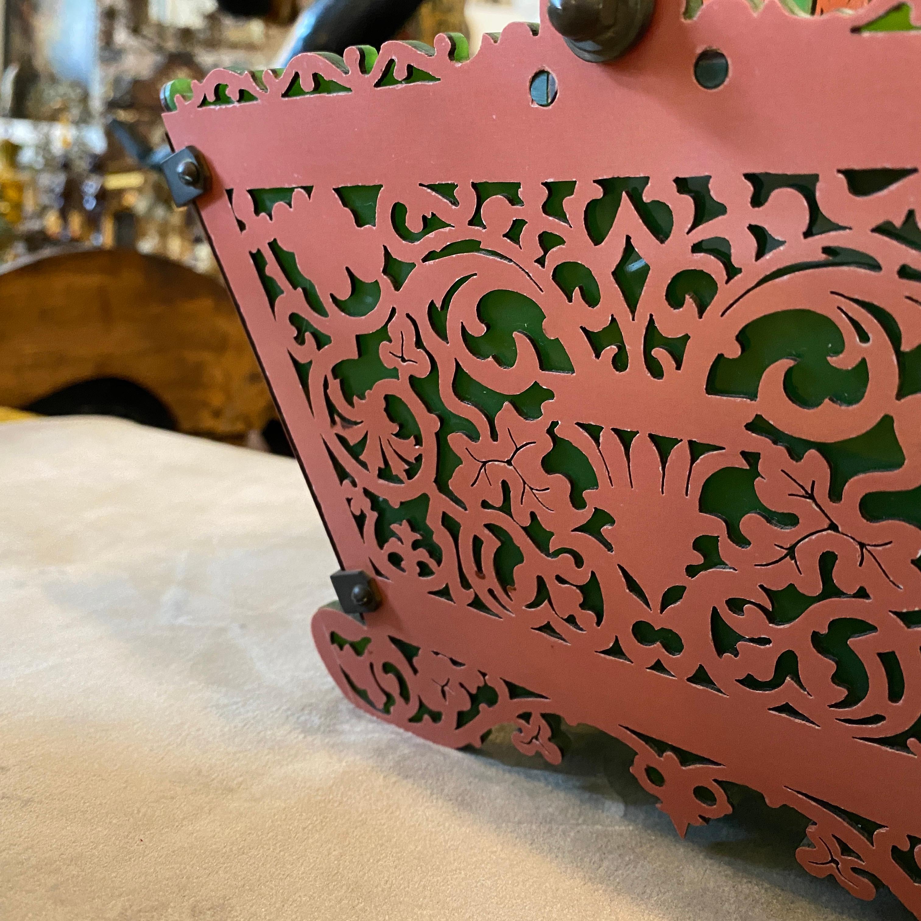 1960s Green and Pink Plexiglass and Brass Italian Basket For Sale 4