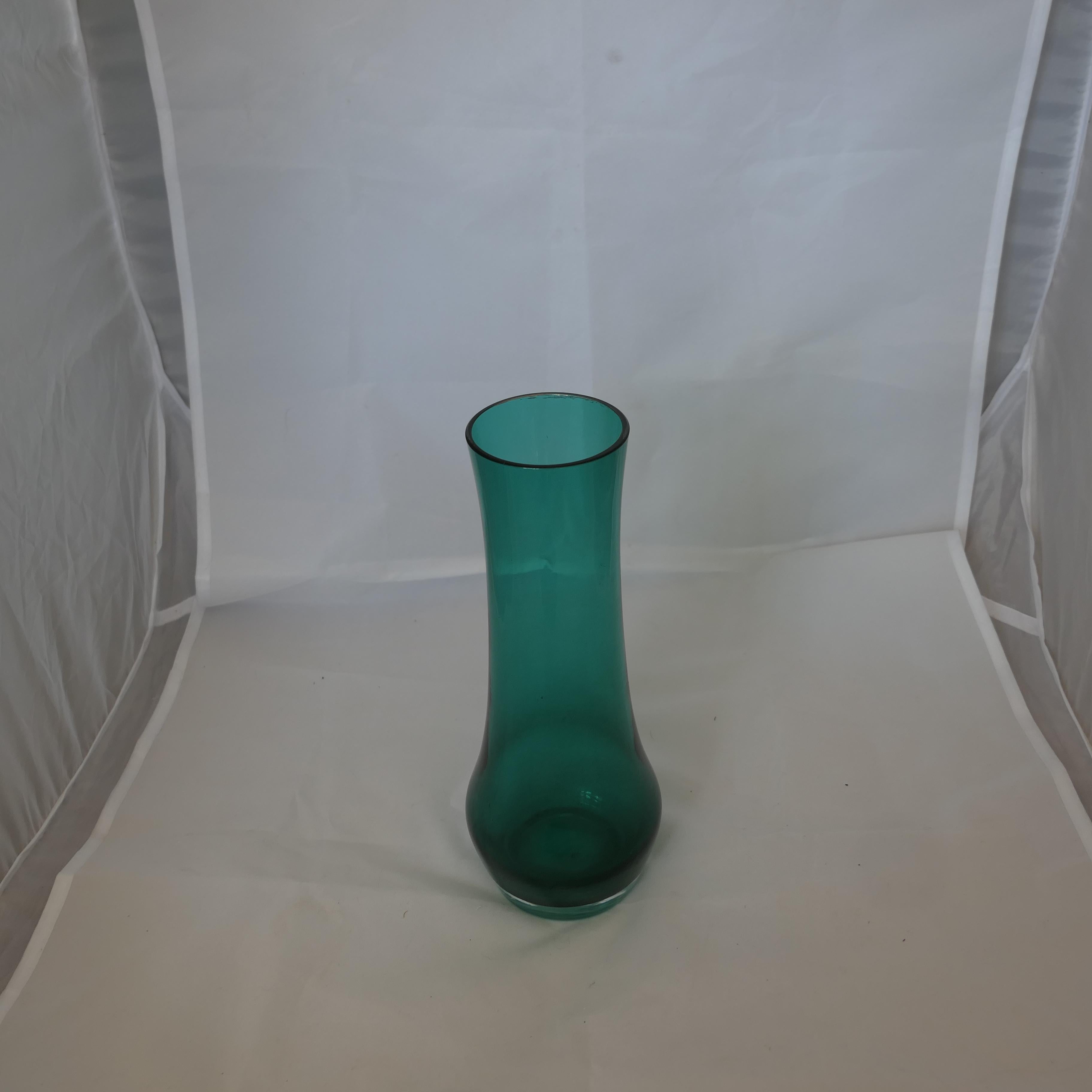 Mid-Century Modern 1960s Green Glass Vase by Tamara Aladin for Riihimäen Lasi Oy      For Sale