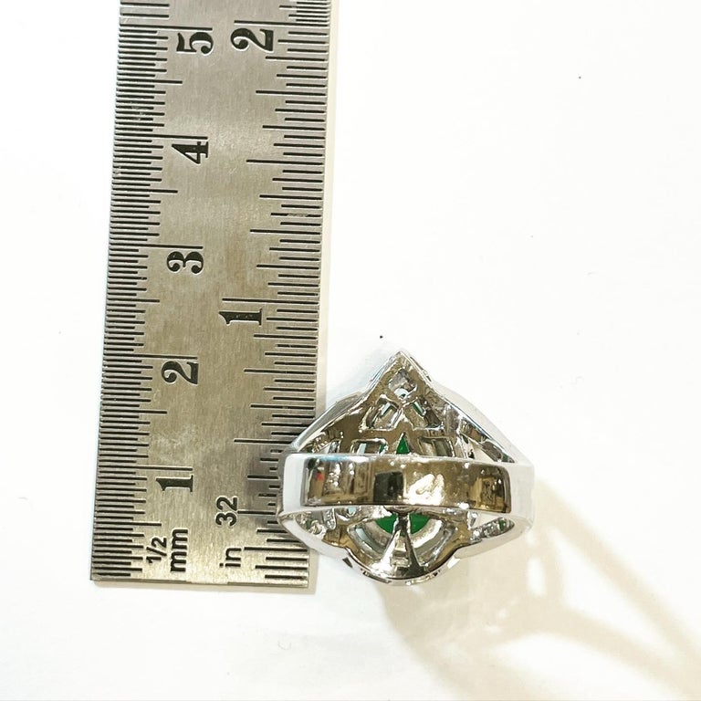 1960s, Green Jadeite Jade Diamonds Halo 18k White Gold Cluster Ring For Sale 5