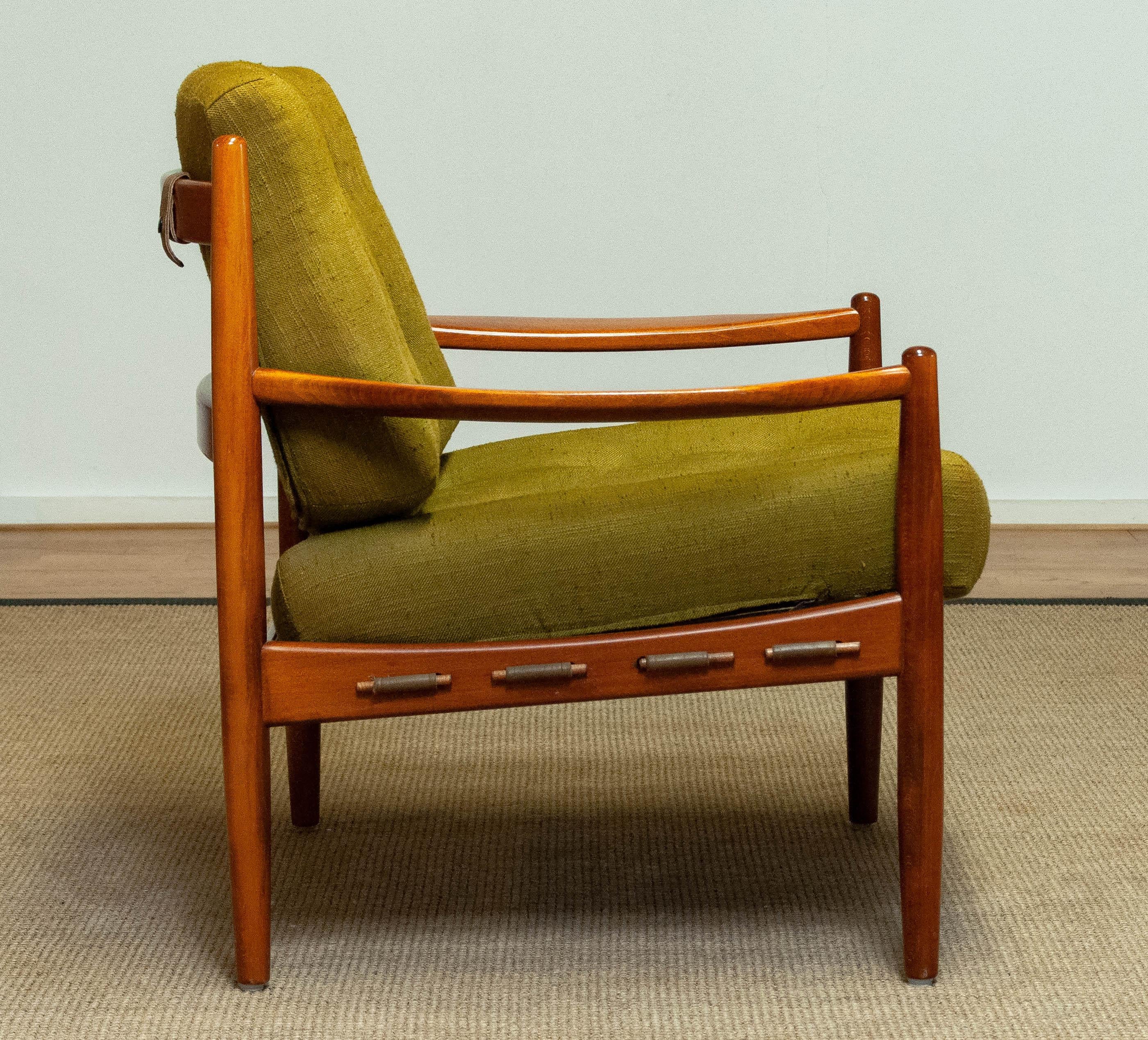 1960's Green Linen 'Läckö' Lounge Chair by Ingemar Thillmark for OPE Sweden For Sale 4
