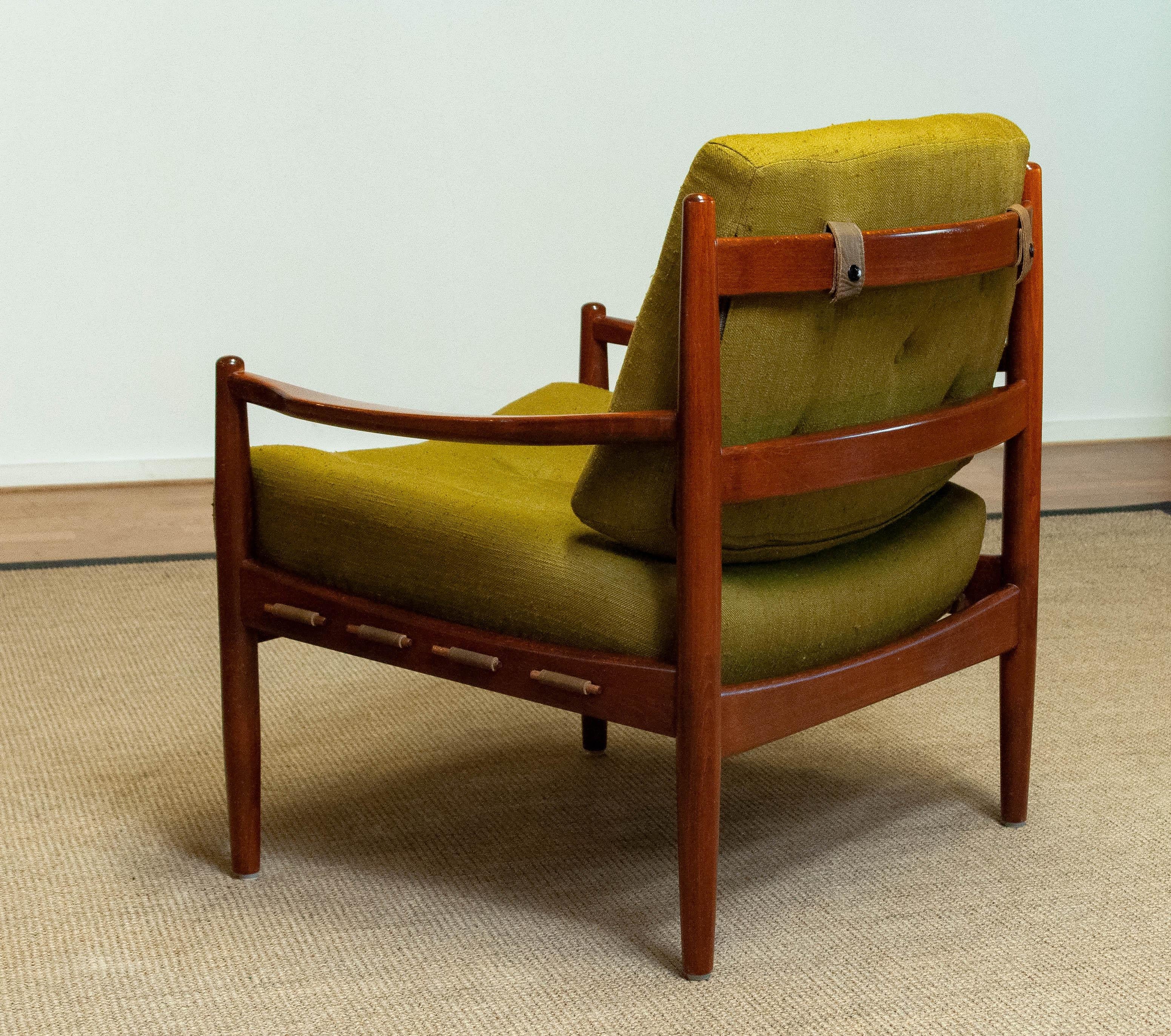 1960's Green Linen 'Läckö' Lounge Chair by Ingemar Thillmark for OPE Sweden In Good Condition For Sale In Silvolde, Gelderland