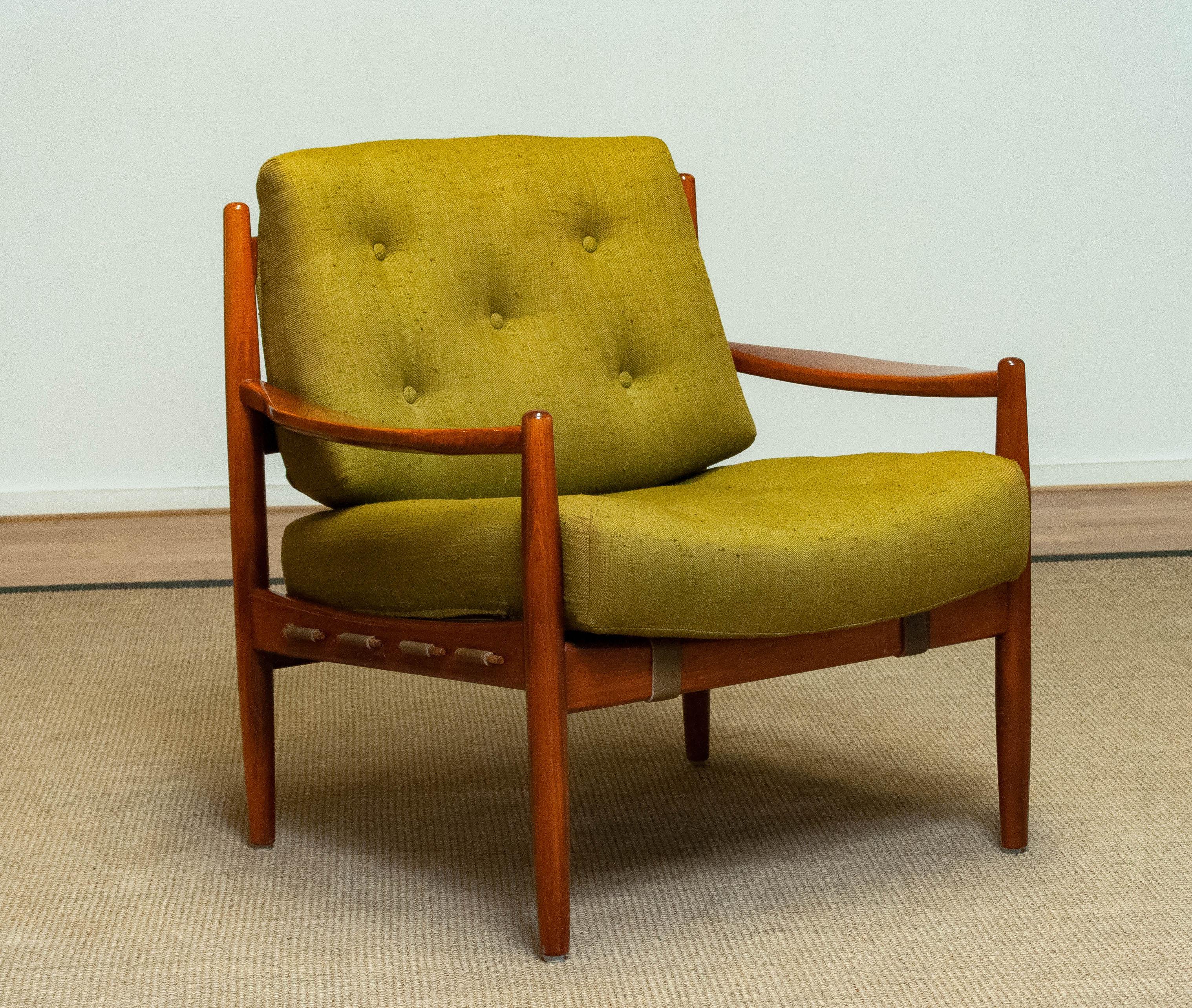 1960's Green Linen 'Läckö' Lounge Chair by Ingemar Thillmark for OPE Sweden For Sale 2