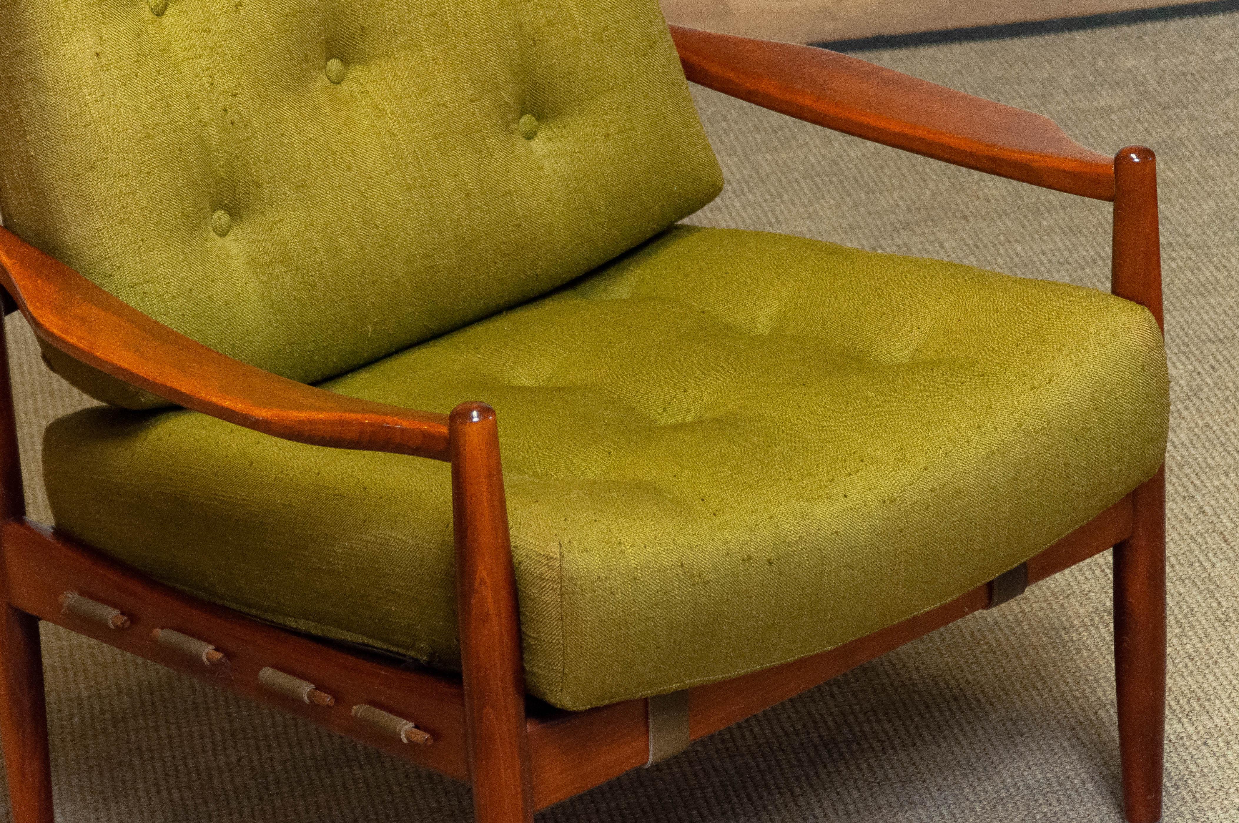 1960's Green Linen 'Läckö' Lounge Chair by Ingemar Thillmark for OPE Sweden For Sale 3