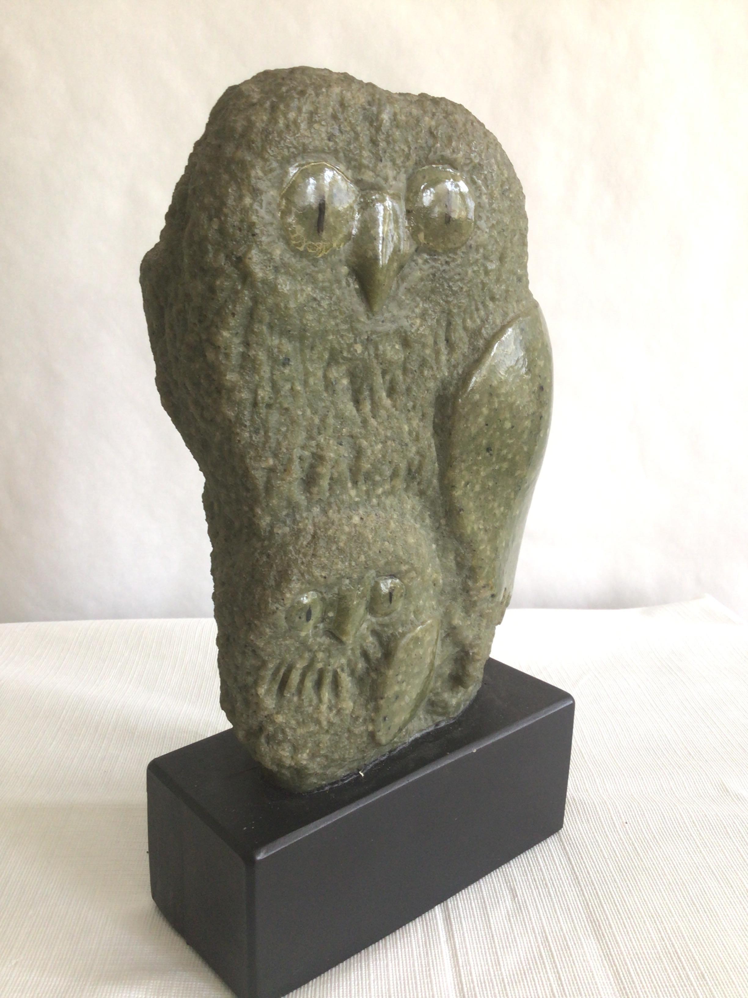 Carved 1960s Green Marble Owl Sculpture on Composition Base For Sale