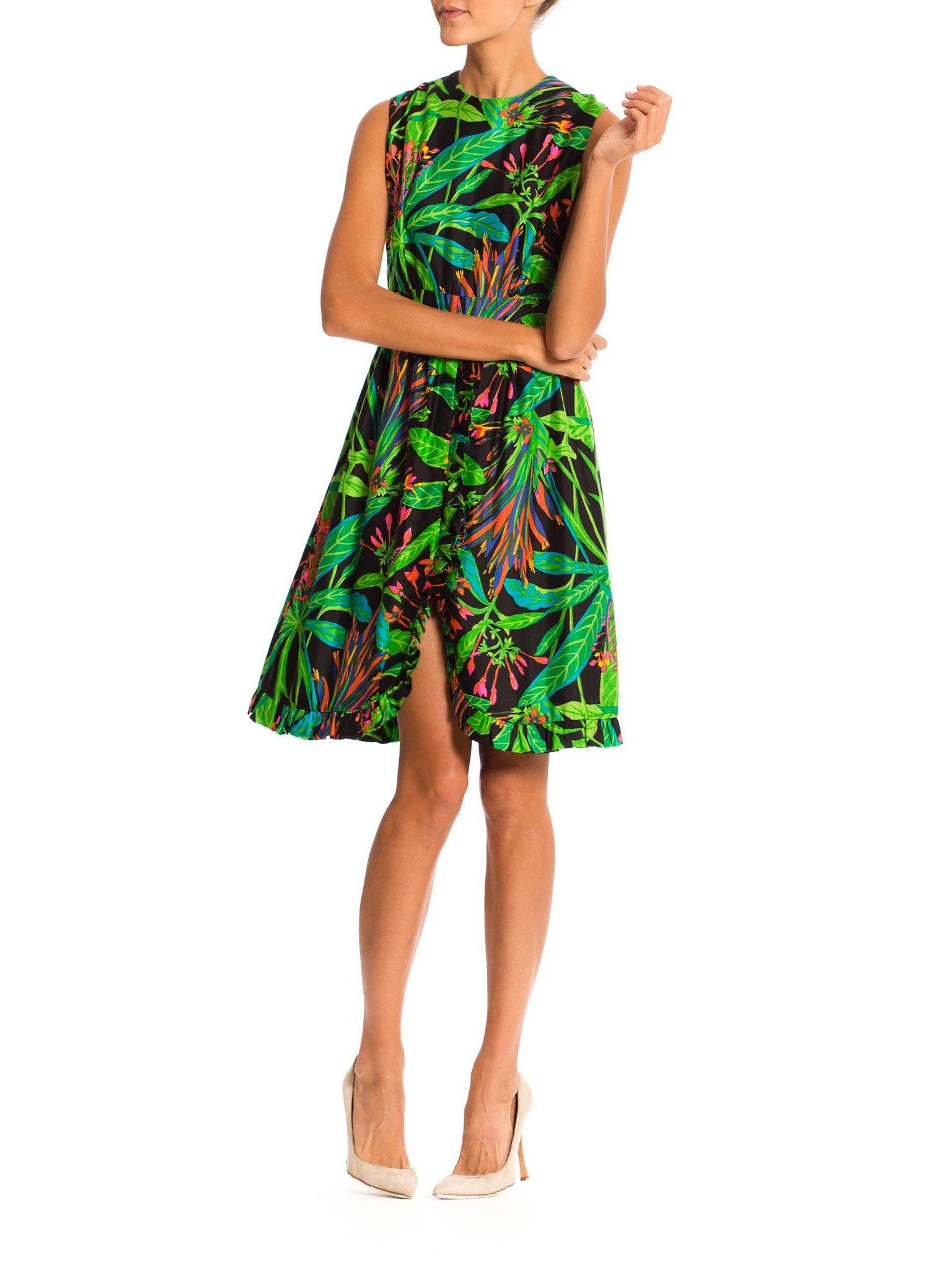 Black 1960'S Green Tropical Silk Dress For Sale