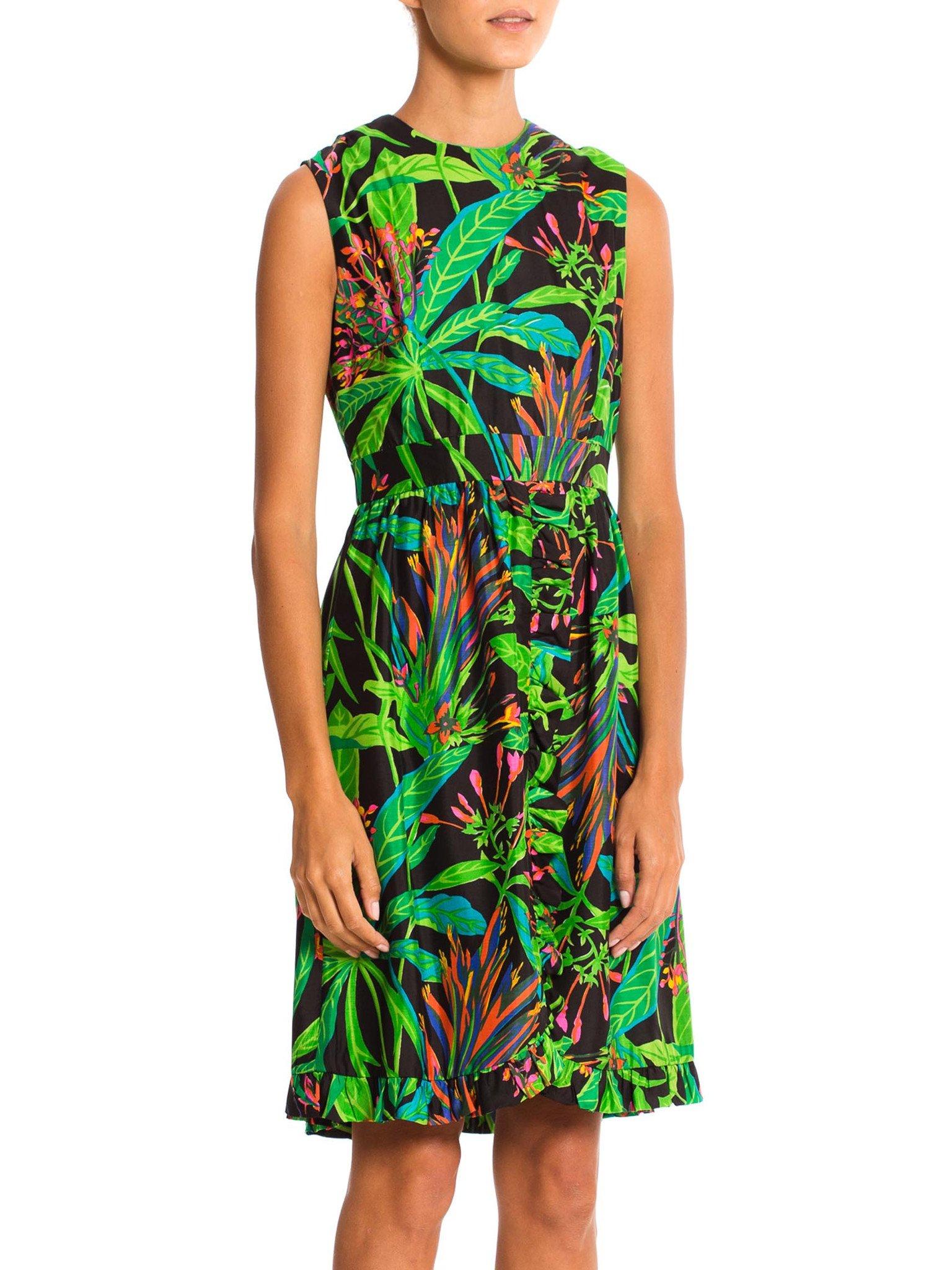 1960'S Green Tropical Silk Dress For Sale 3