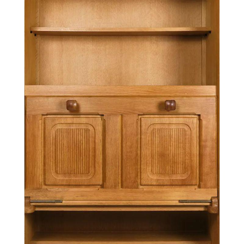 French 1960's Guillerme and Chambro Cabinet in Oak For Sale