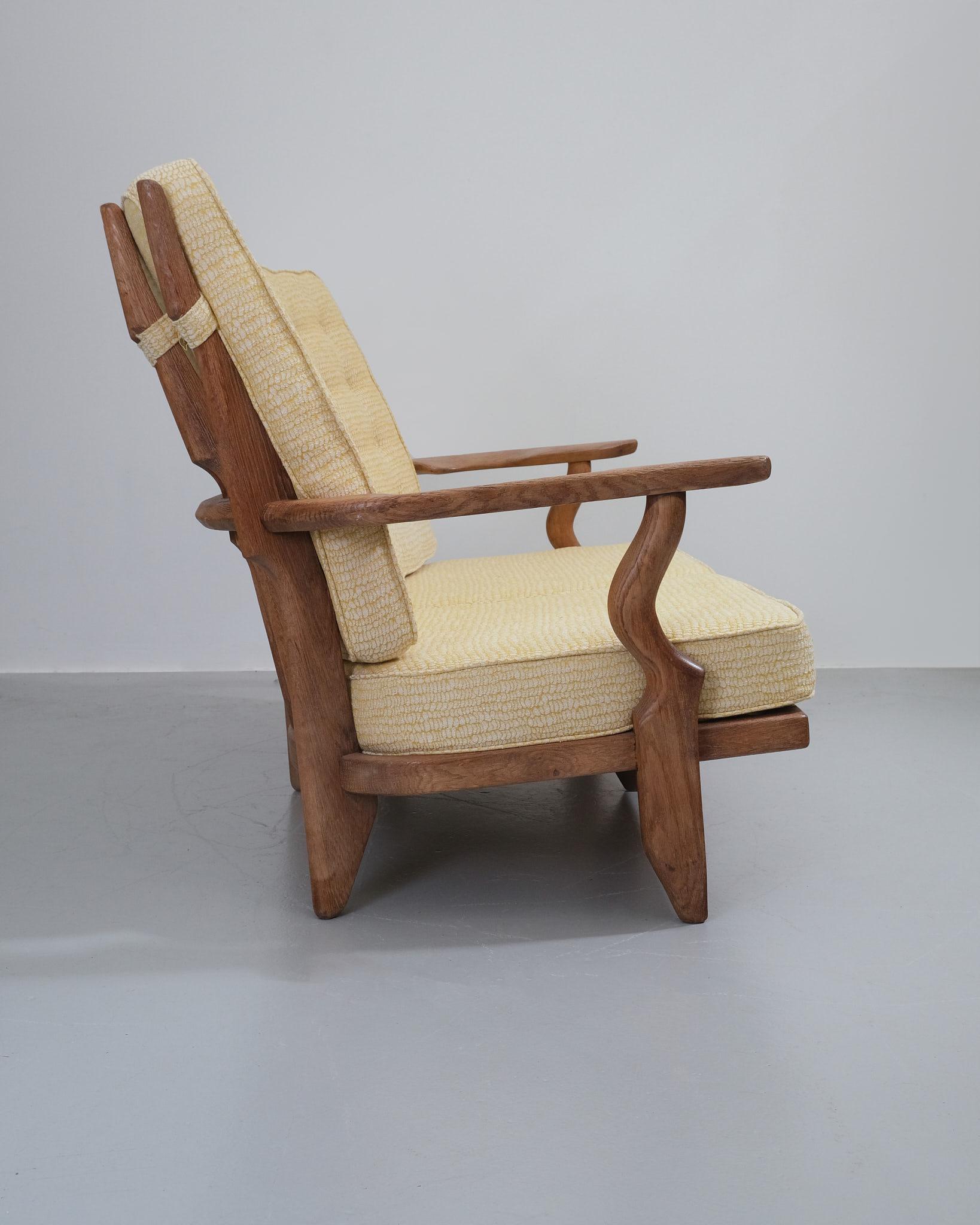1960er Guillerme et Chambron Oak Sofa, gepolstert mit Tibor-Stoff im Angebot 1