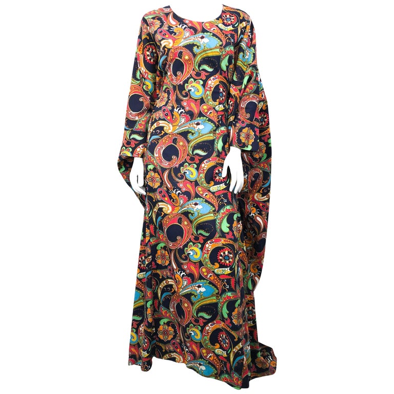 1960s Gump's Paisley Printed Fitted Caftan at 1stDibs | gumps clothing
