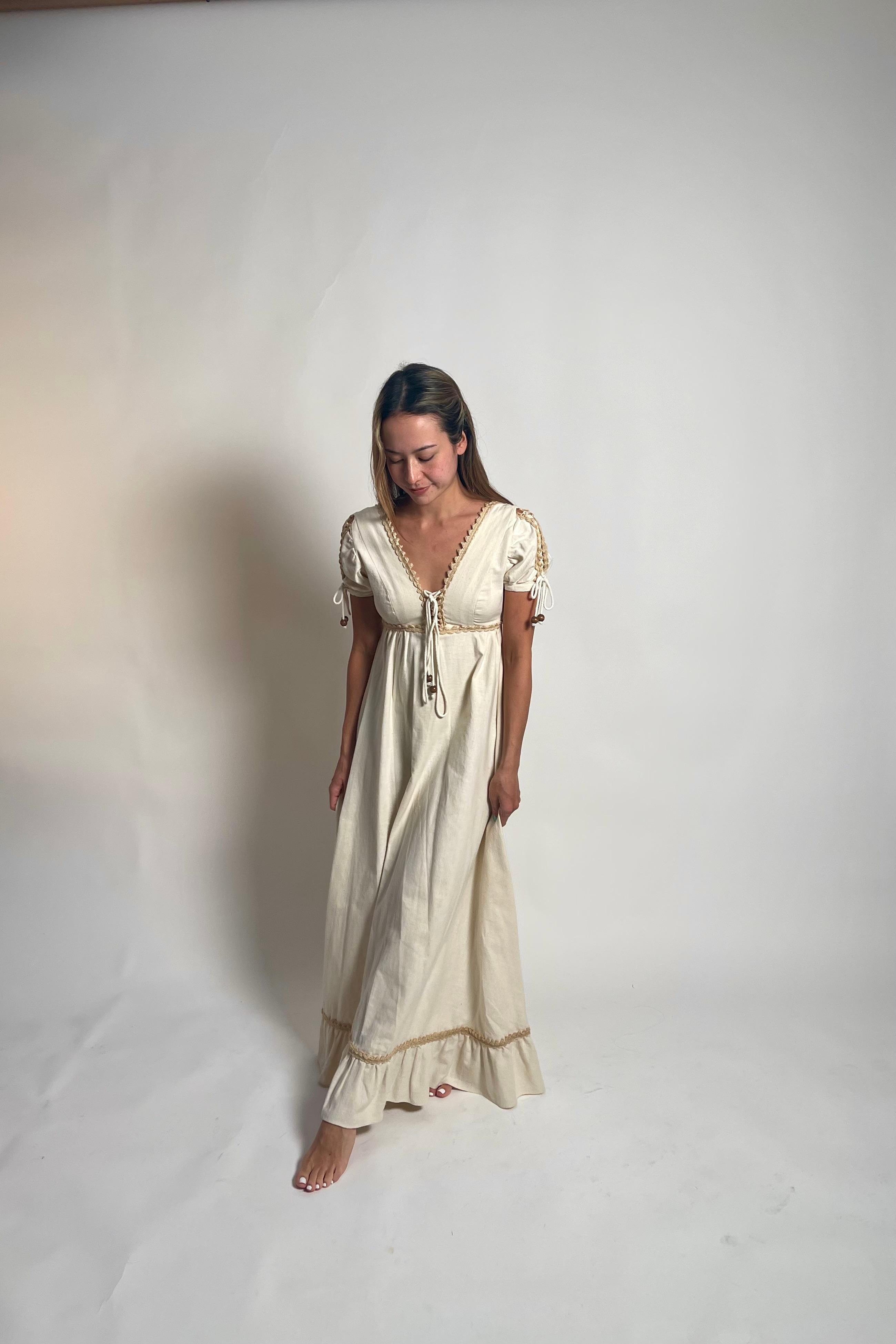 1960s Gunne Sax Cream Linen Mini Corset Dress with Wooden Beads For Sale 1