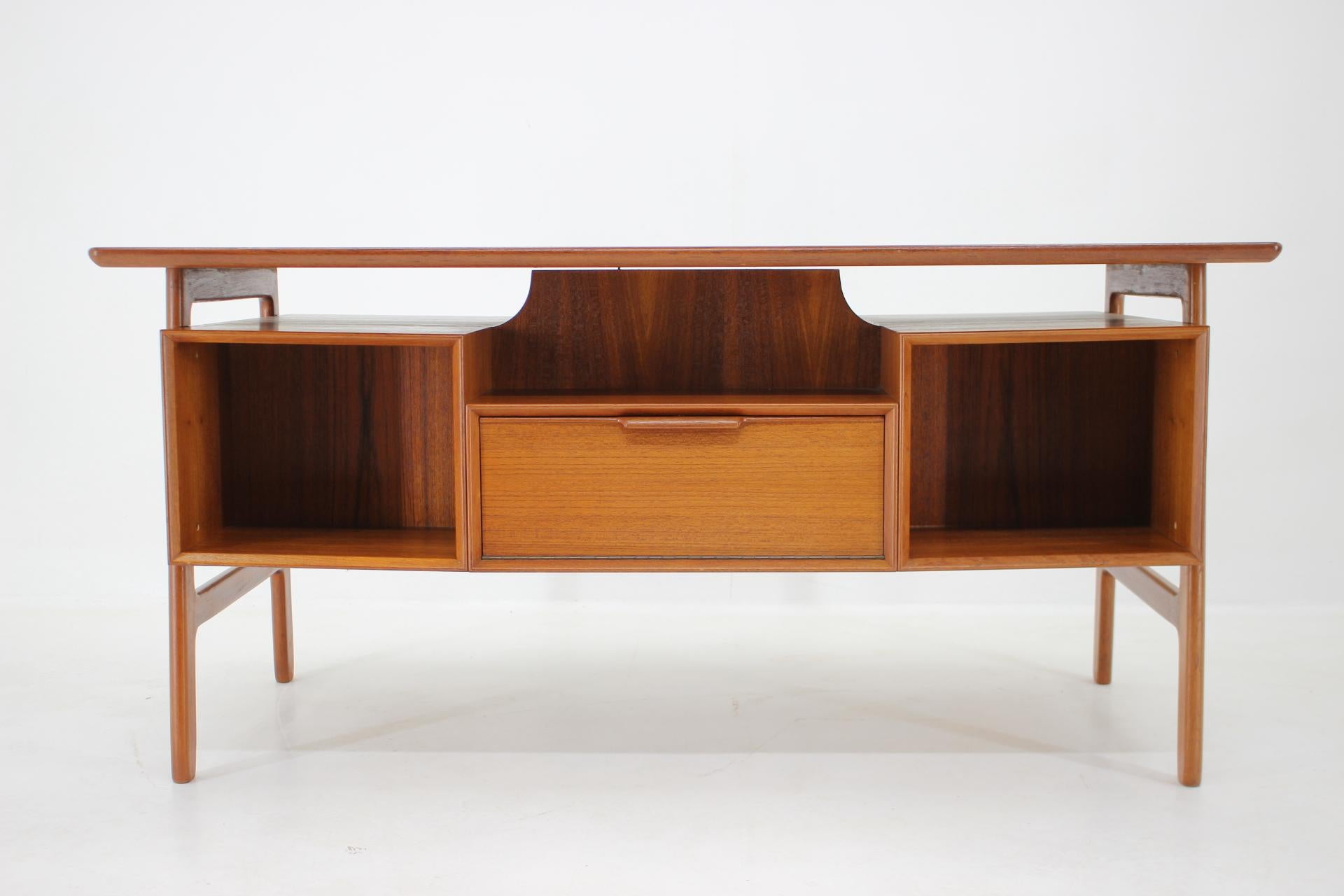 1960er Jahre Gunni Omann Modell 75 Teakholz-Schreibtisch für Omann Jun Møbelfabrik im Angebot 2