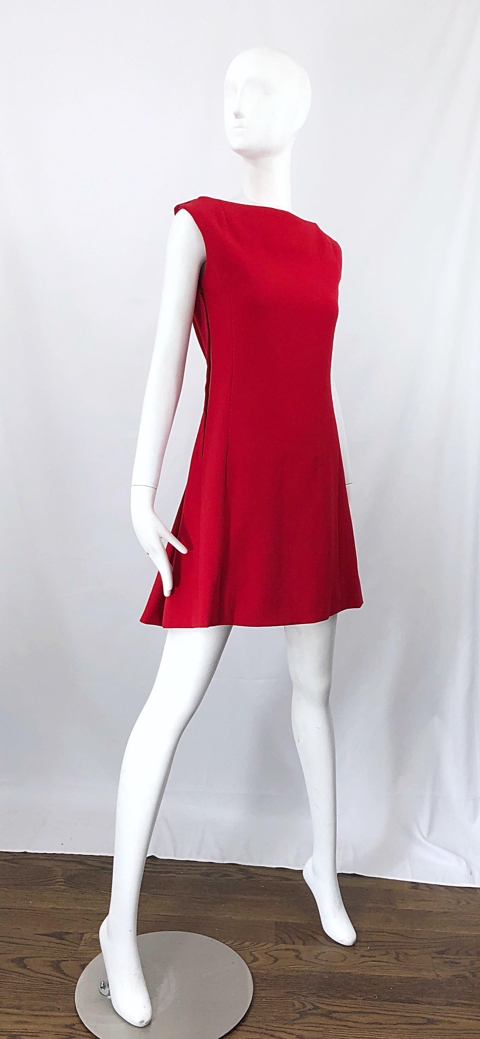 1960s Guy Laroche Couture Lipstick Red Virgin Wool A Line Vintage 60s Mini Dress For Sale 1