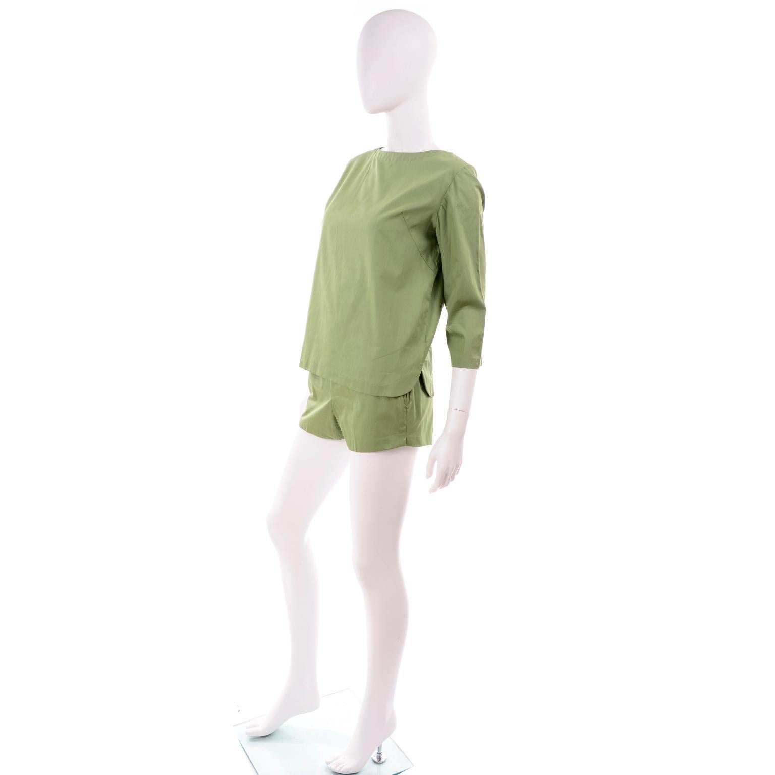 Women's 1960s H Cosentino Capri Italian Vintage Cotton Green Shorts & Top Set With Belt